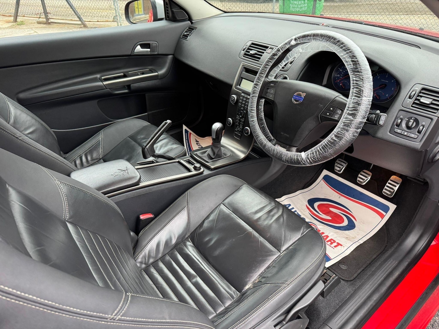 Used Volvo C30 2010 for sale - 77424846: Photo 2