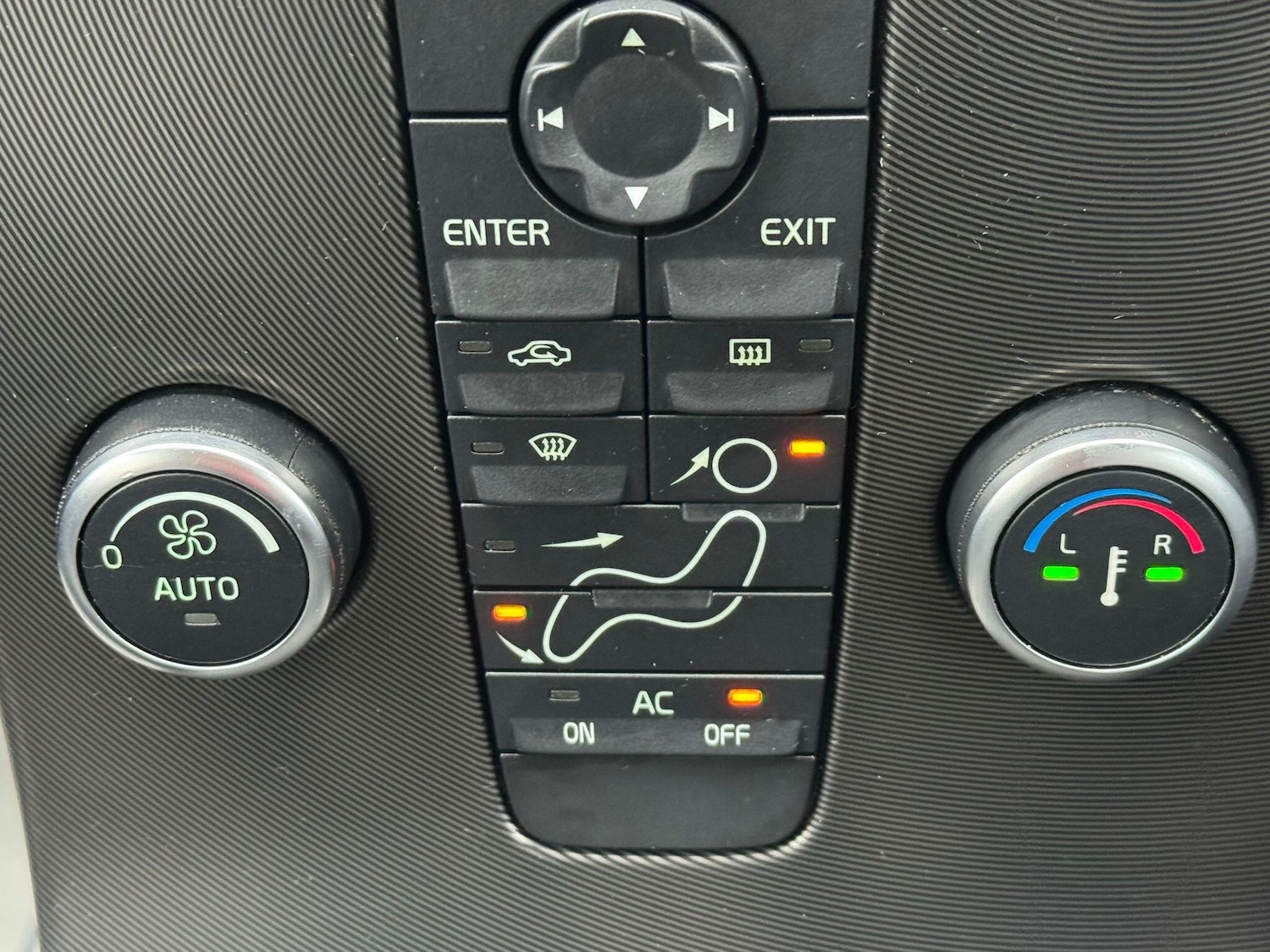 Used Volvo C30 2010 for sale - 77424846: Photo 31