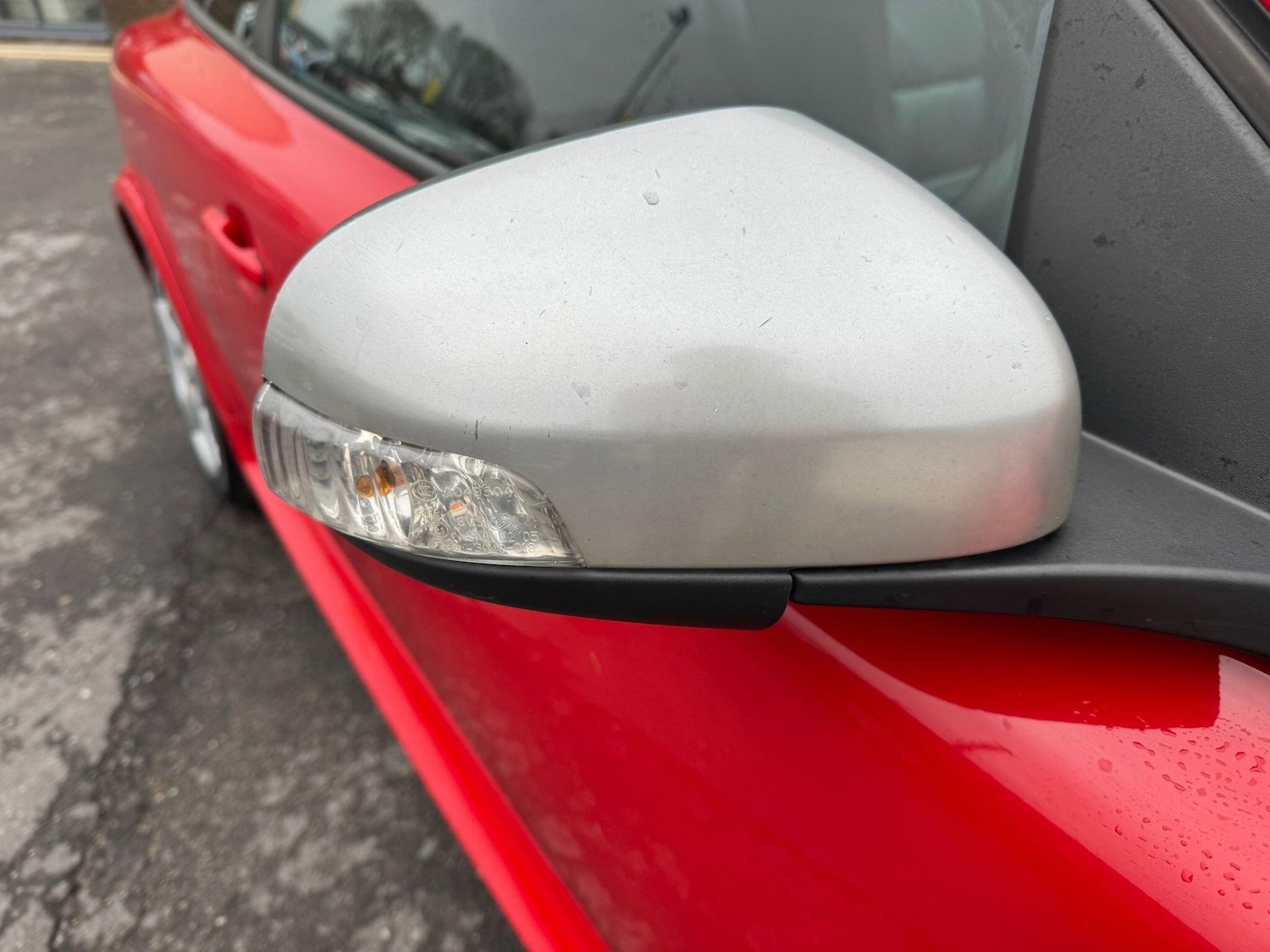 Used Volvo C30 2010 for sale - 77424846: Photo 41