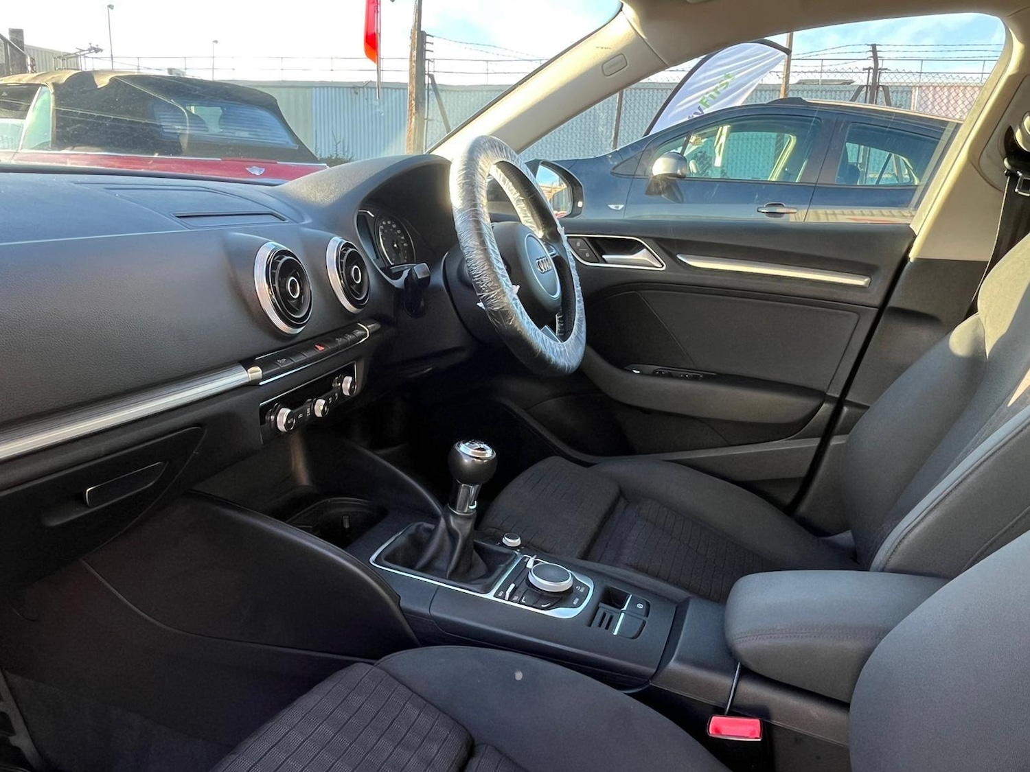 Used Audi A3 2014 for sale - 76781333: Photo 2