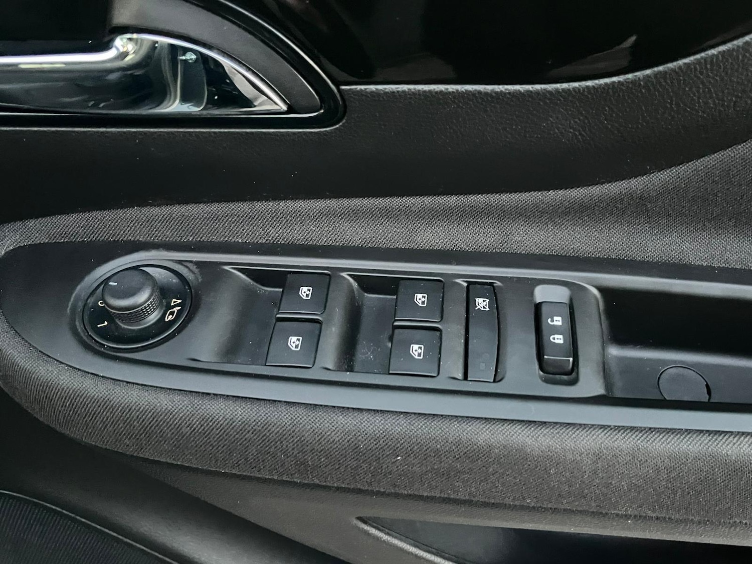 Used Vauxhall Mokka X for sale - 76702047: Photo 18