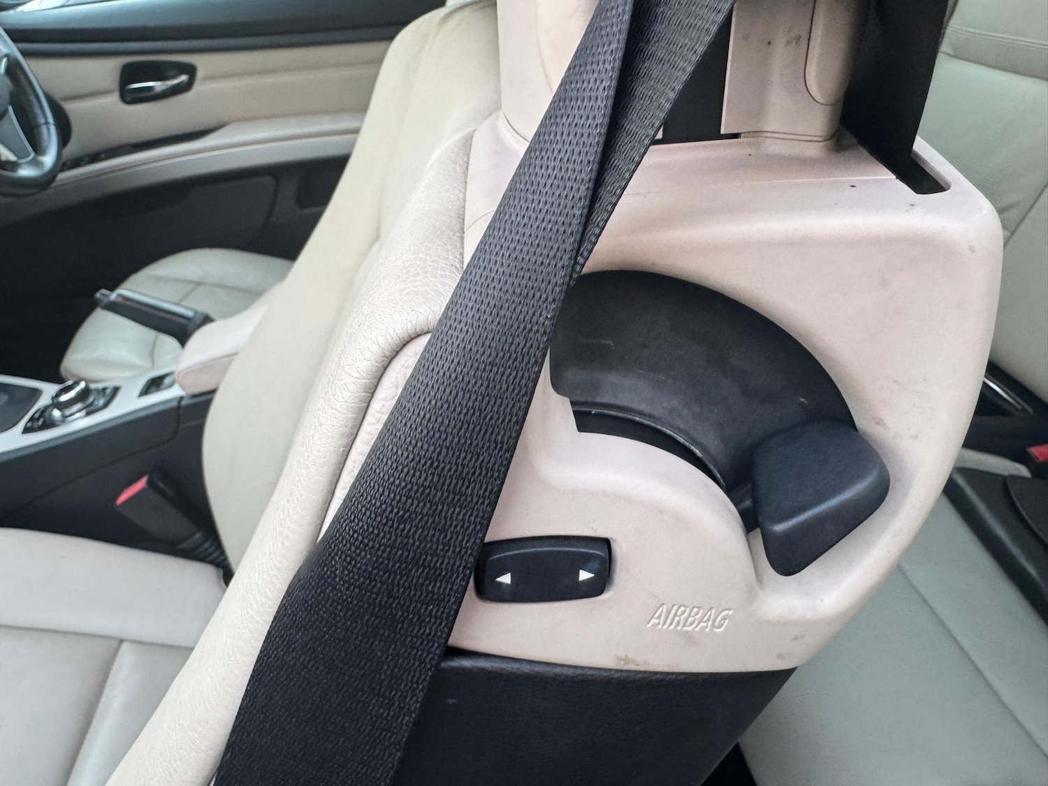 Used BMW 3 Series 2011 for sale - 77163626: Photo 27