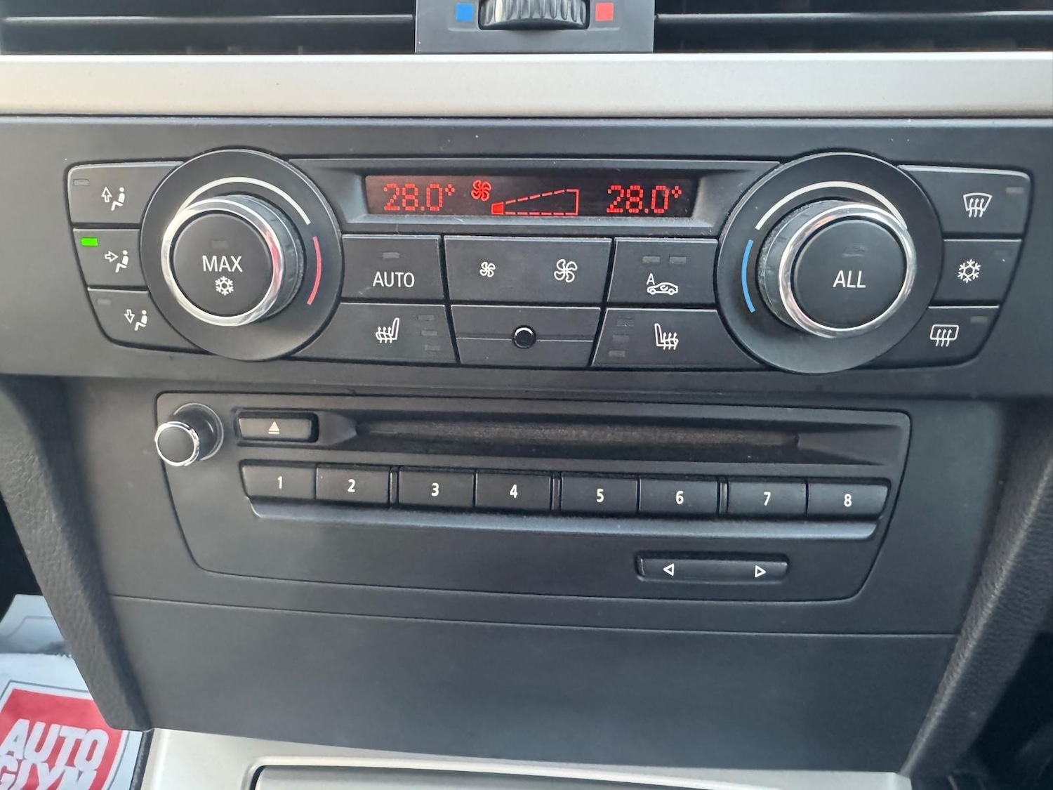 Used BMW 3 Series 2011 for sale - 77163626: Photo 35