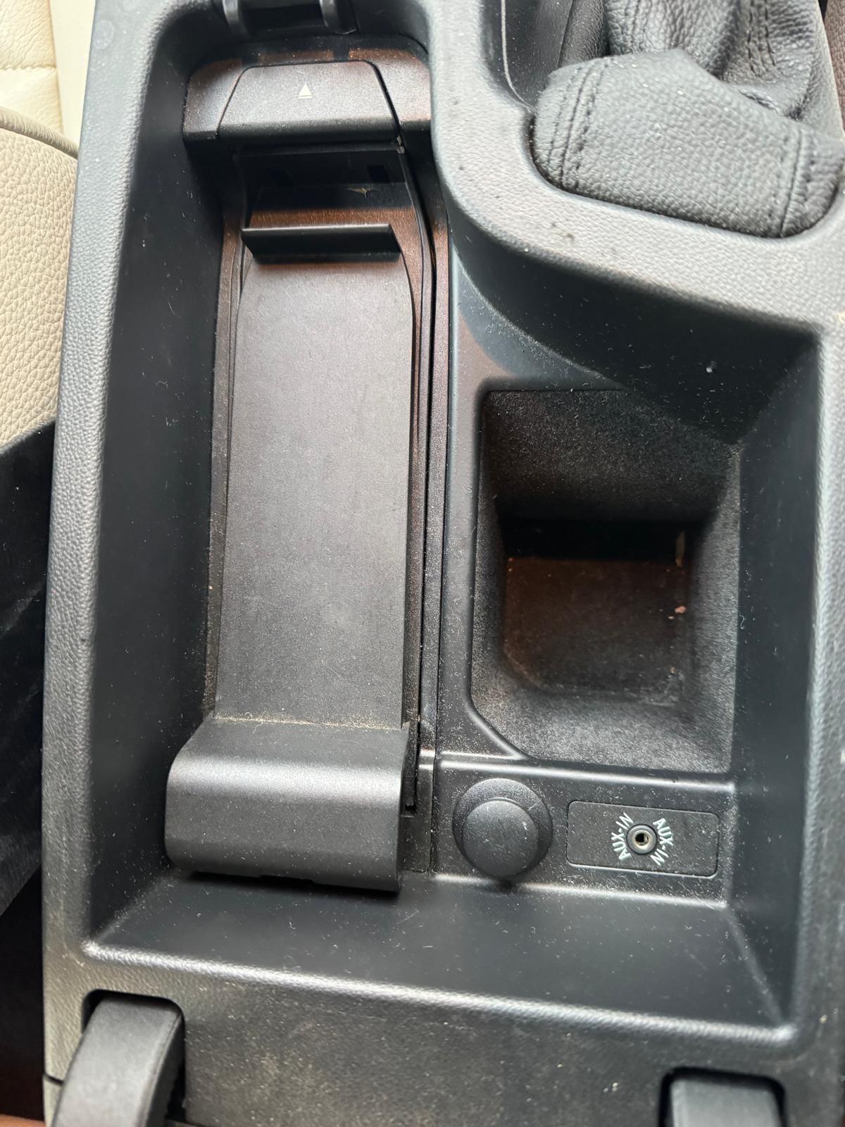 Used BMW 3 Series 2011 for sale - 77163626: Photo 37