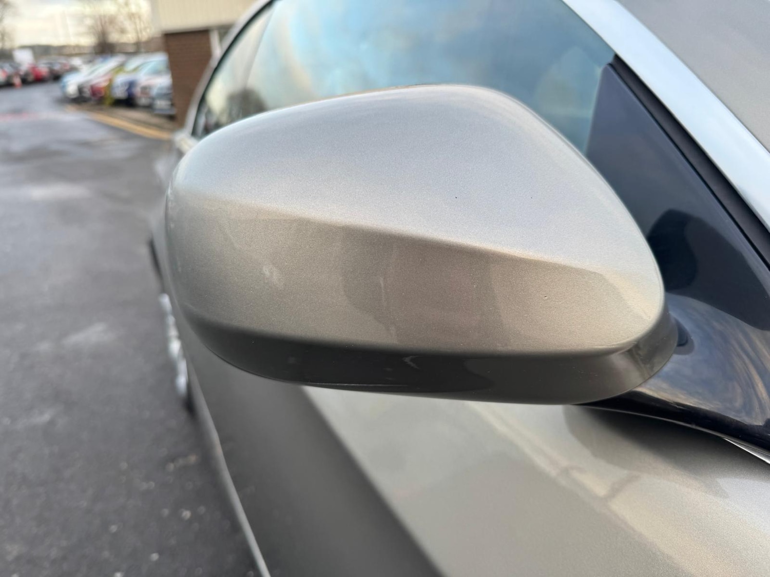 Used BMW 3 Series 2011 for sale - 77163626: Photo 47