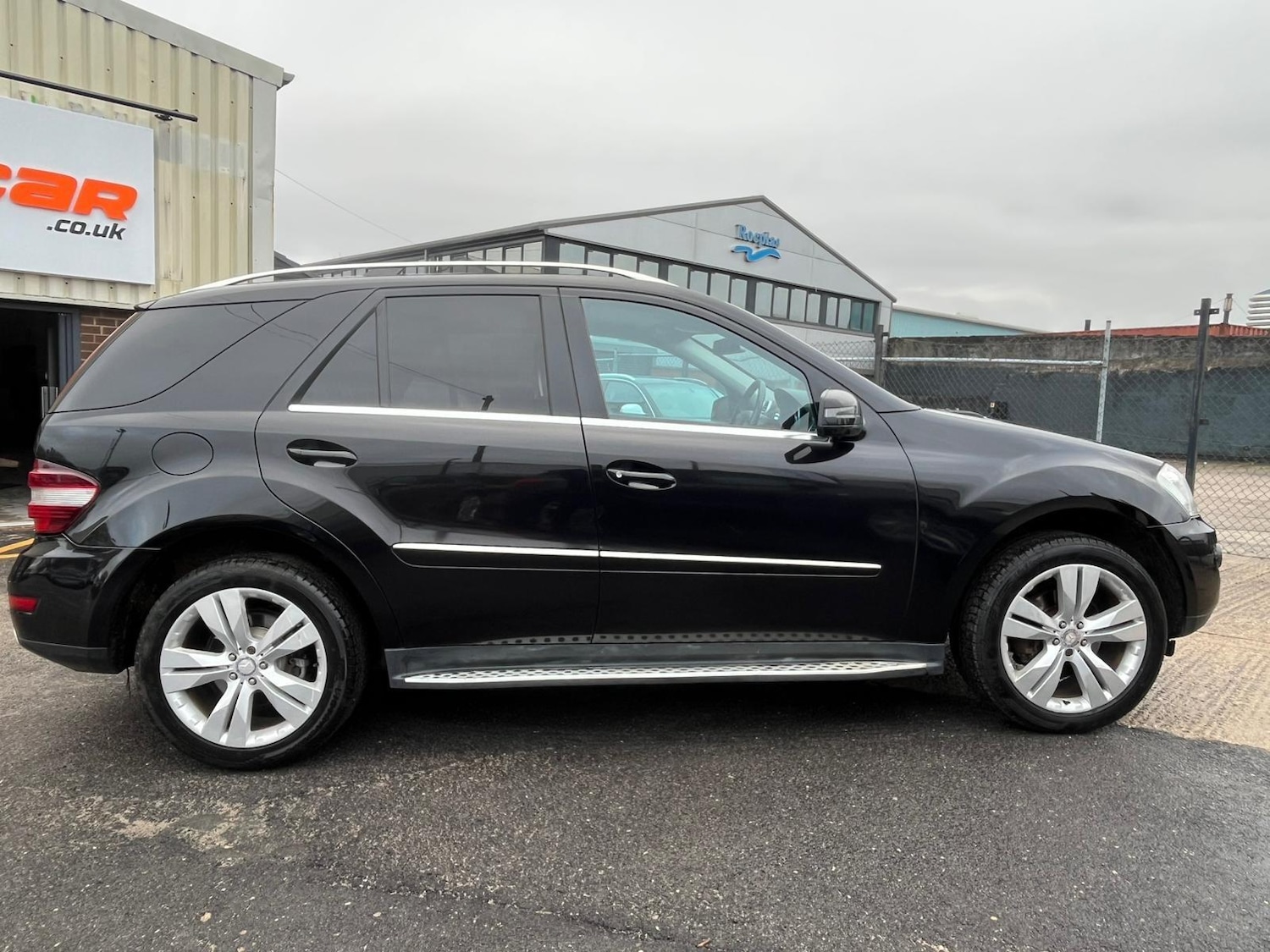 Used Mercedes-Benz M Class 2011 for sale - 76752683: Photo 12