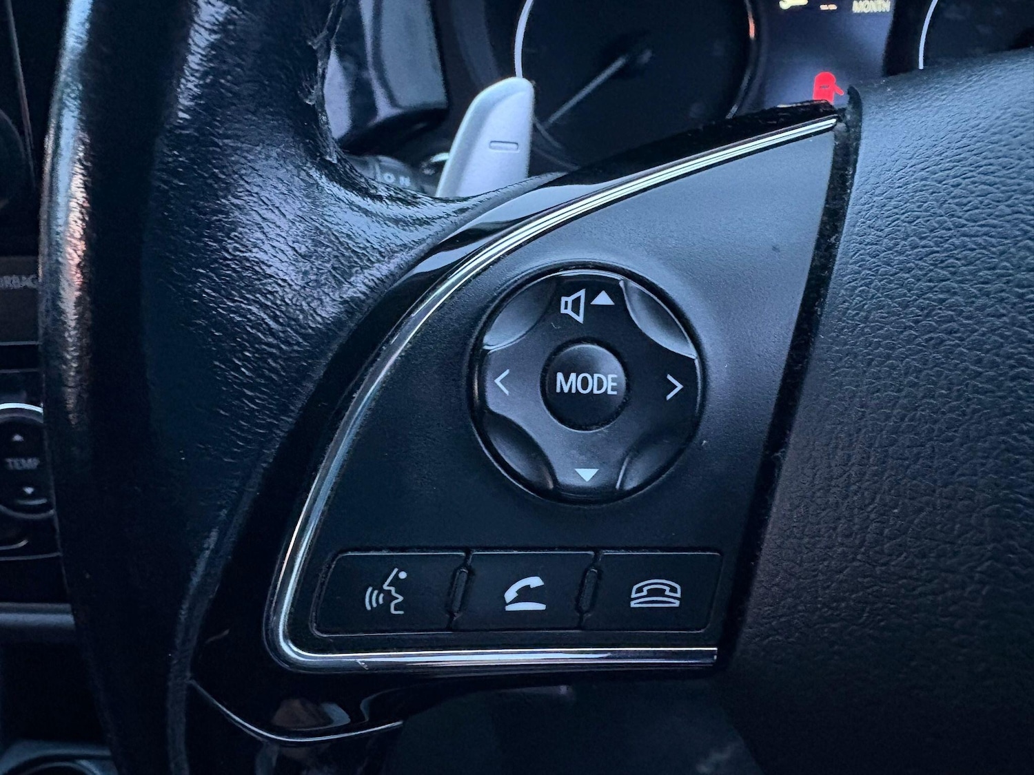 Used Mitsubishi Outlander 2016 for sale - 76865949: Photo 47