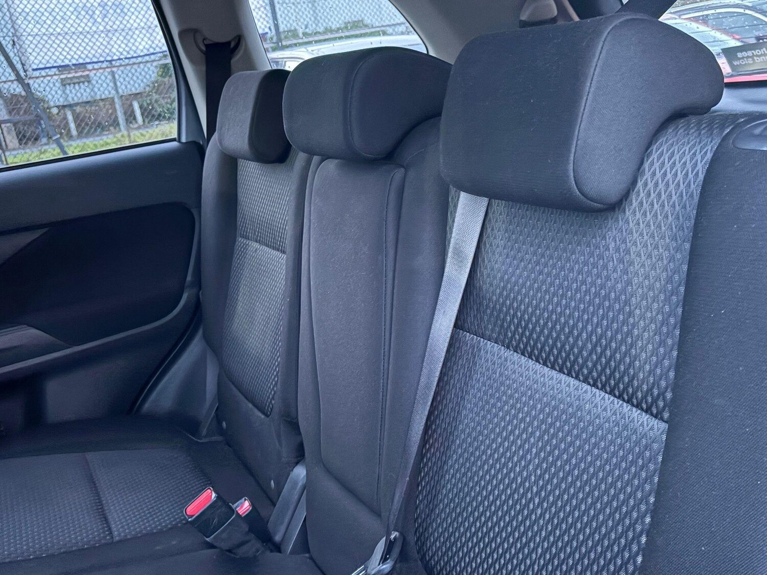 Used Mitsubishi Outlander 2016 for sale - 76865949: Photo 60