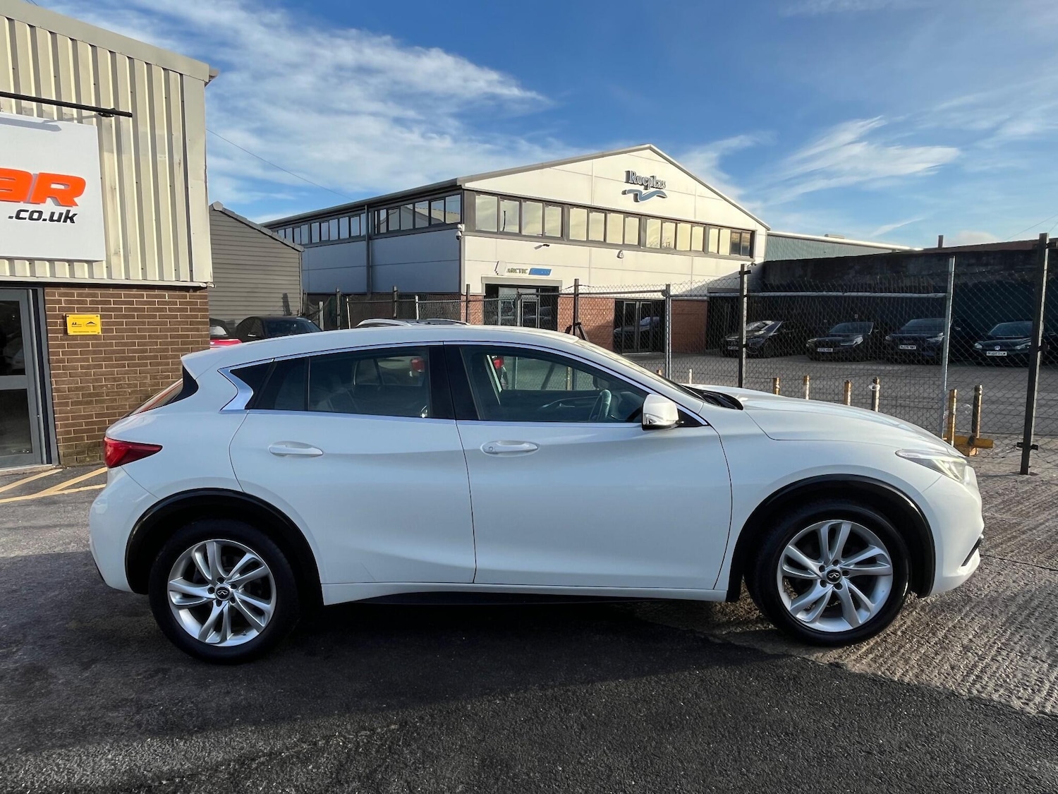 Used Infiniti Q30 2017 for sale - 76913644: Photo 10