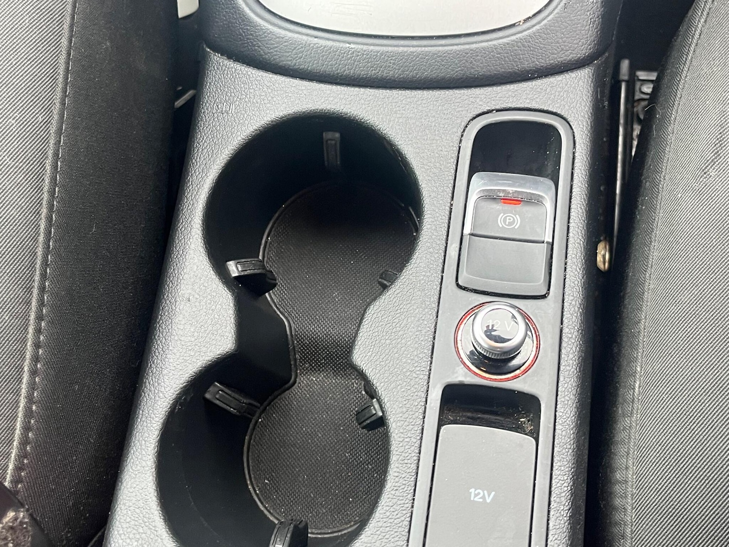 Used Audi Q3 2015 for sale - 76832468: Photo 15