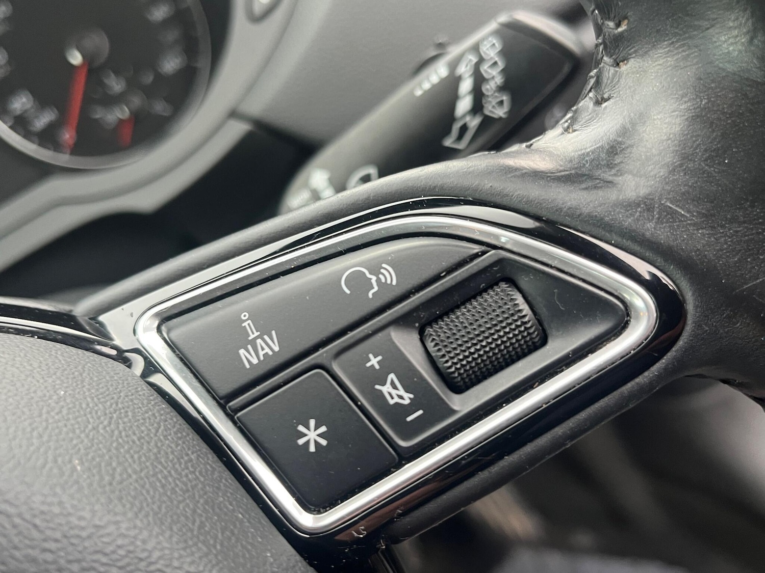 Used Audi Q3 2015 for sale - 76832468: Photo 21