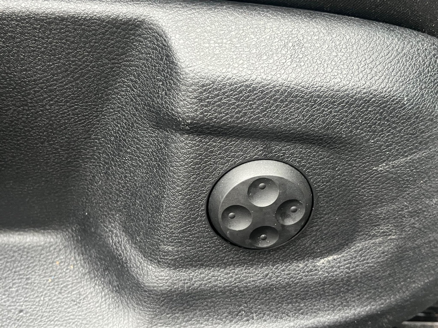 Used Audi Q3 2015 for sale - 76832468: Photo 23