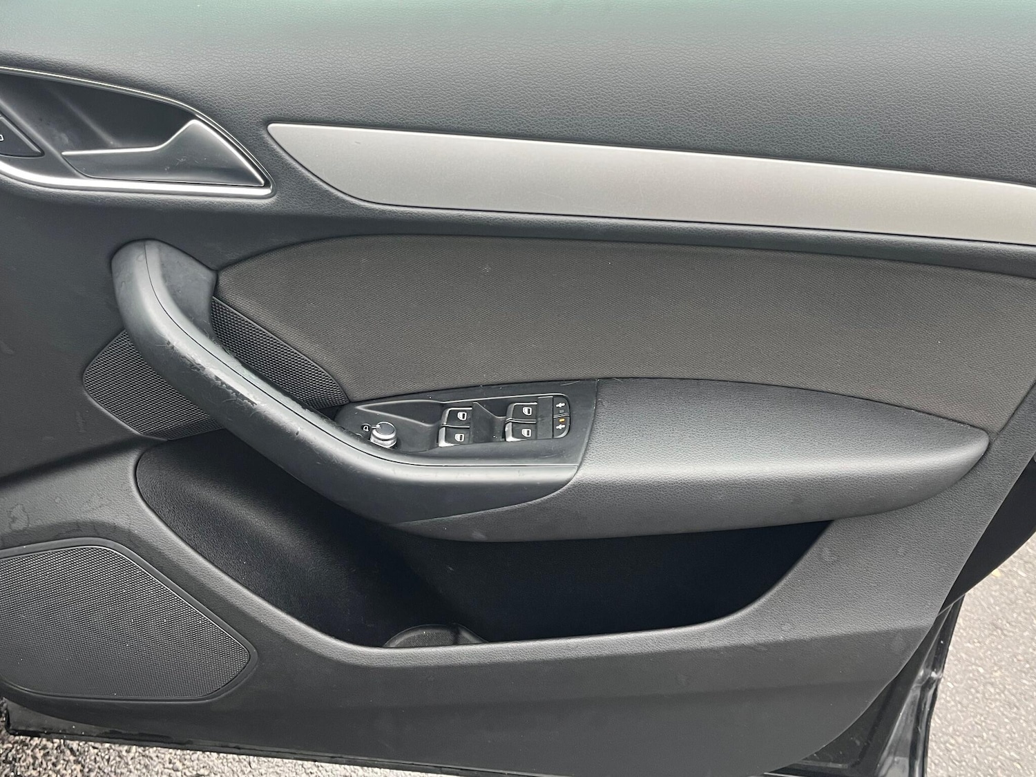 Used Audi Q3 2015 for sale - 76832468: Photo 25