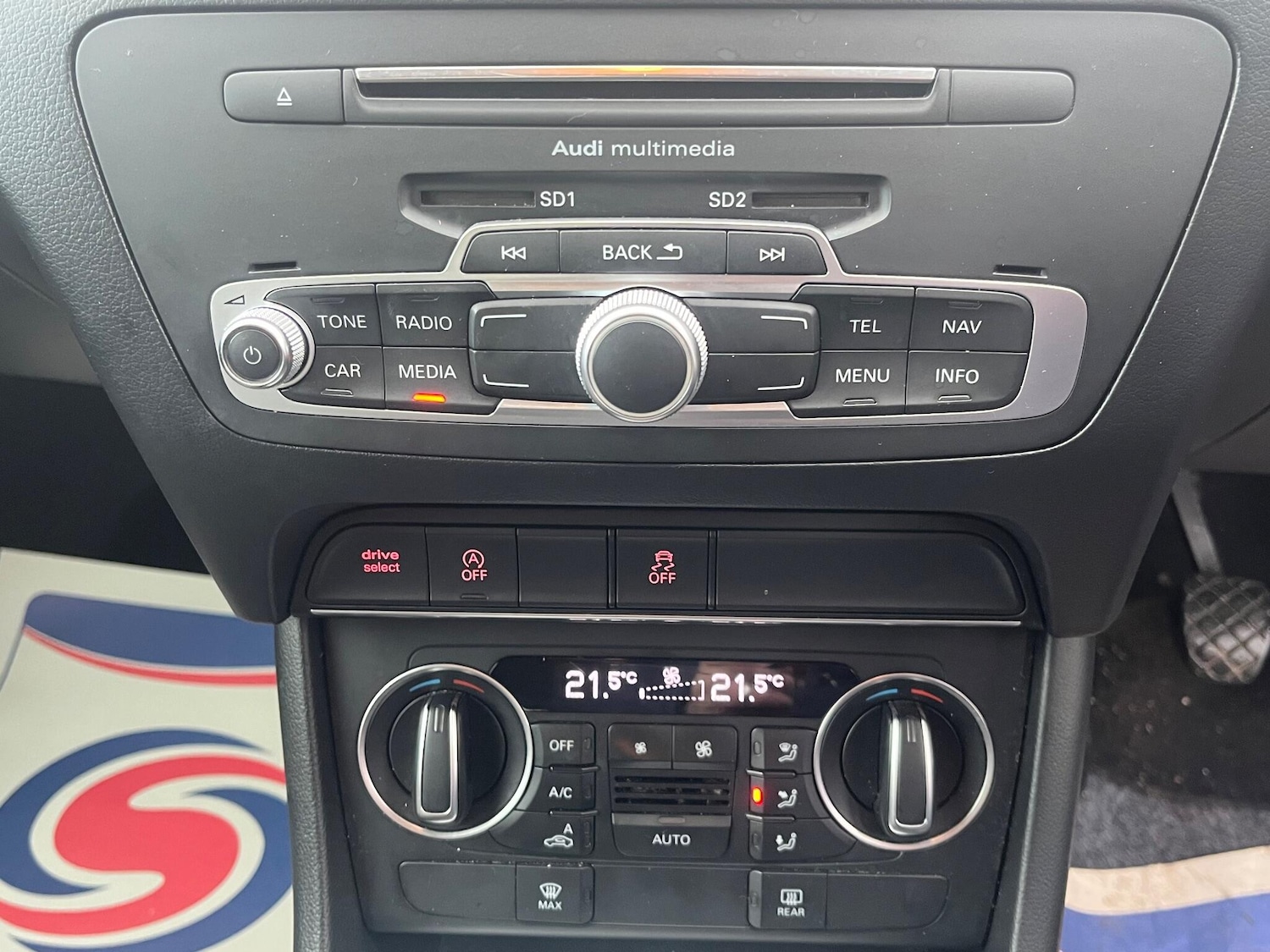 Used Audi Q3 2015 for sale - 76832468: Photo 34