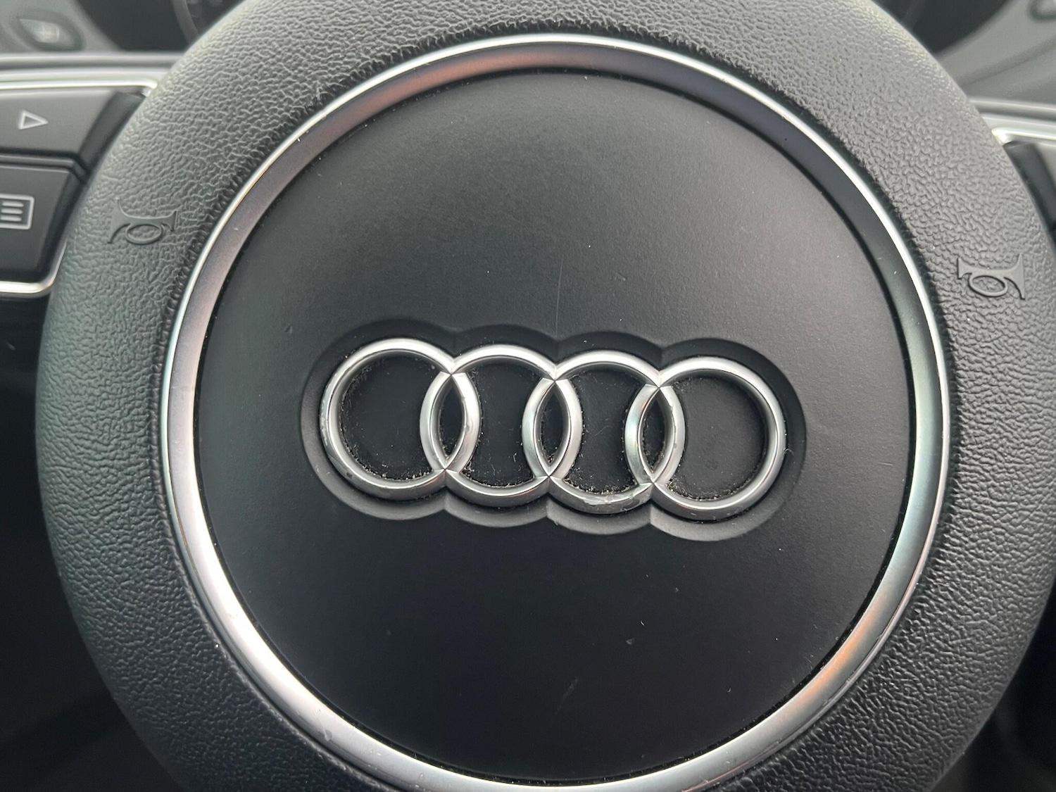 Used Audi Q3 2015 for sale - 76832468: Photo 57
