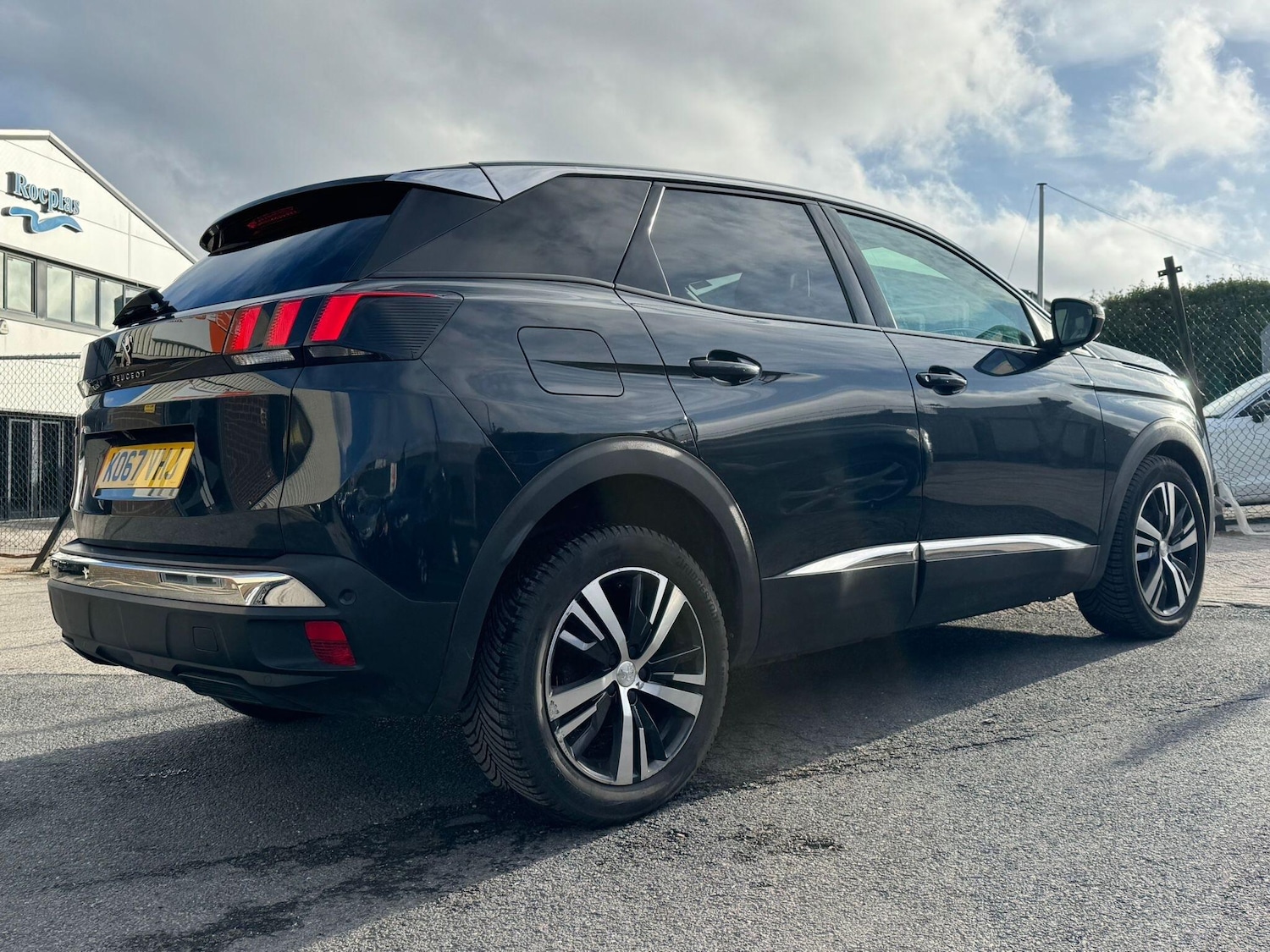 Used Peugeot 3008 2018 for sale - 77315351: Photo 11