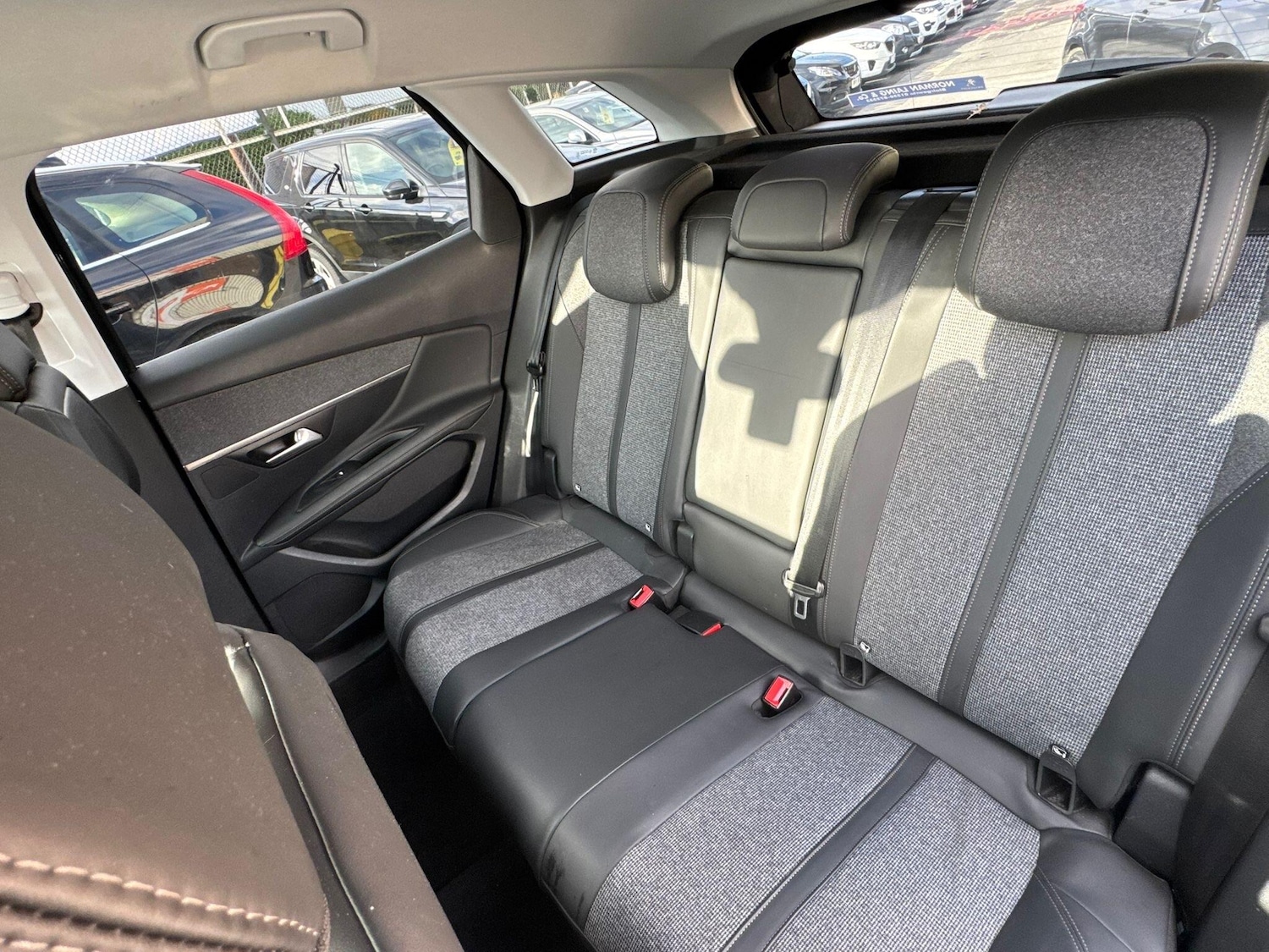 Used Peugeot 3008 2018 for sale - 77315351: Photo 18