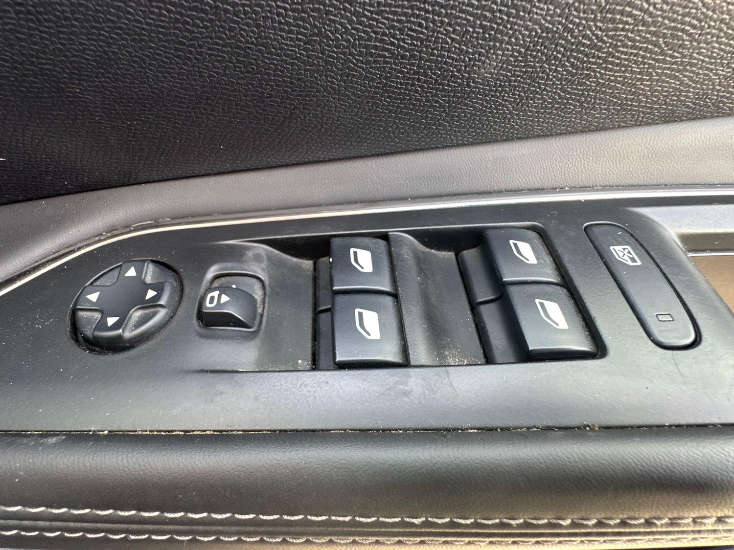 Used Peugeot 3008 2018 for sale - 77315351: Photo 22