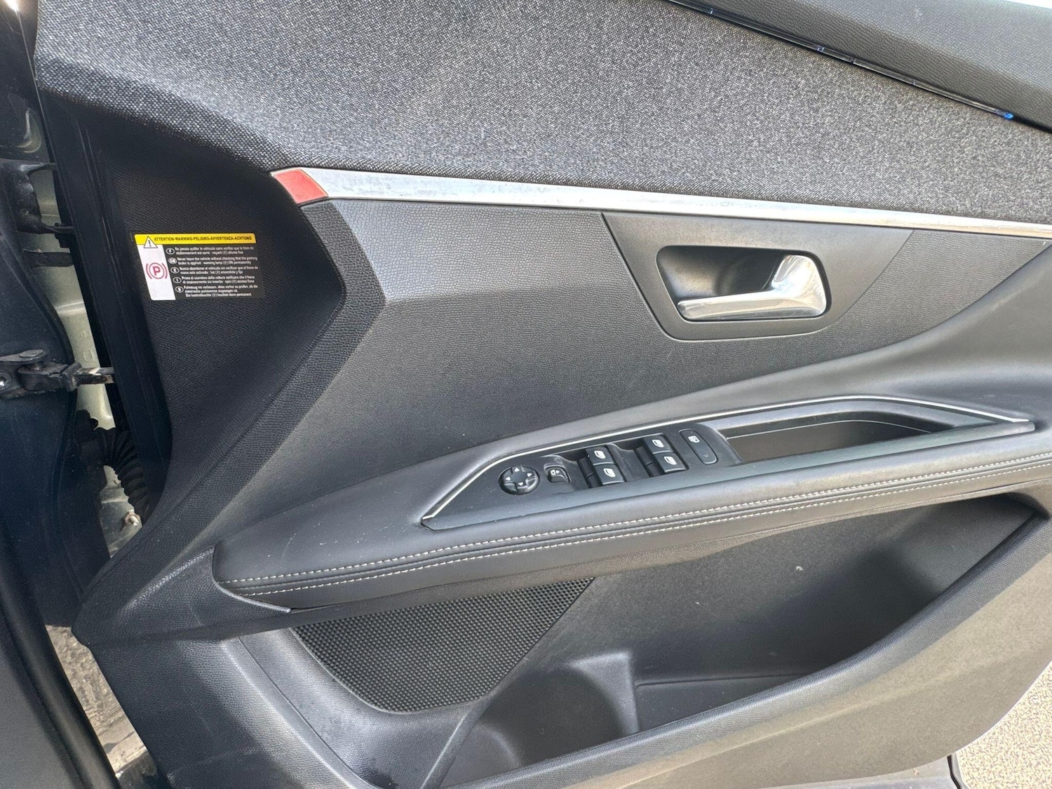 Used Peugeot 3008 2018 for sale - 77315351: Photo 31