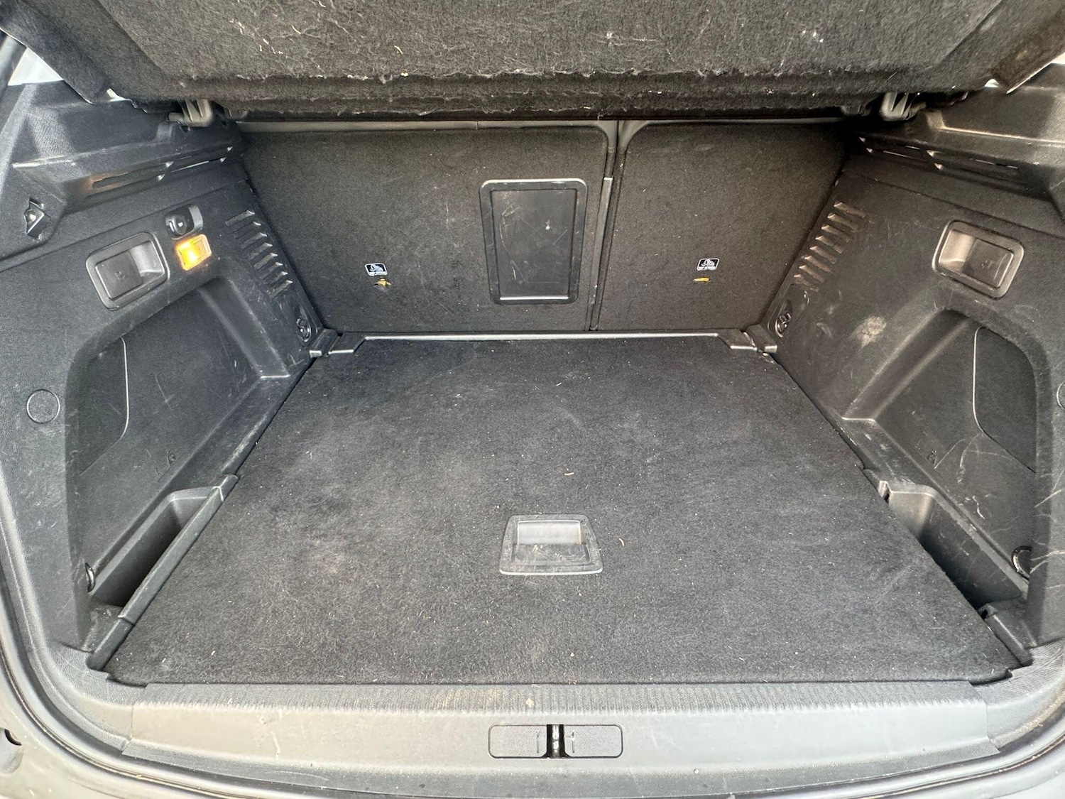 Used Peugeot 3008 2018 for sale - 77315351: Photo 43