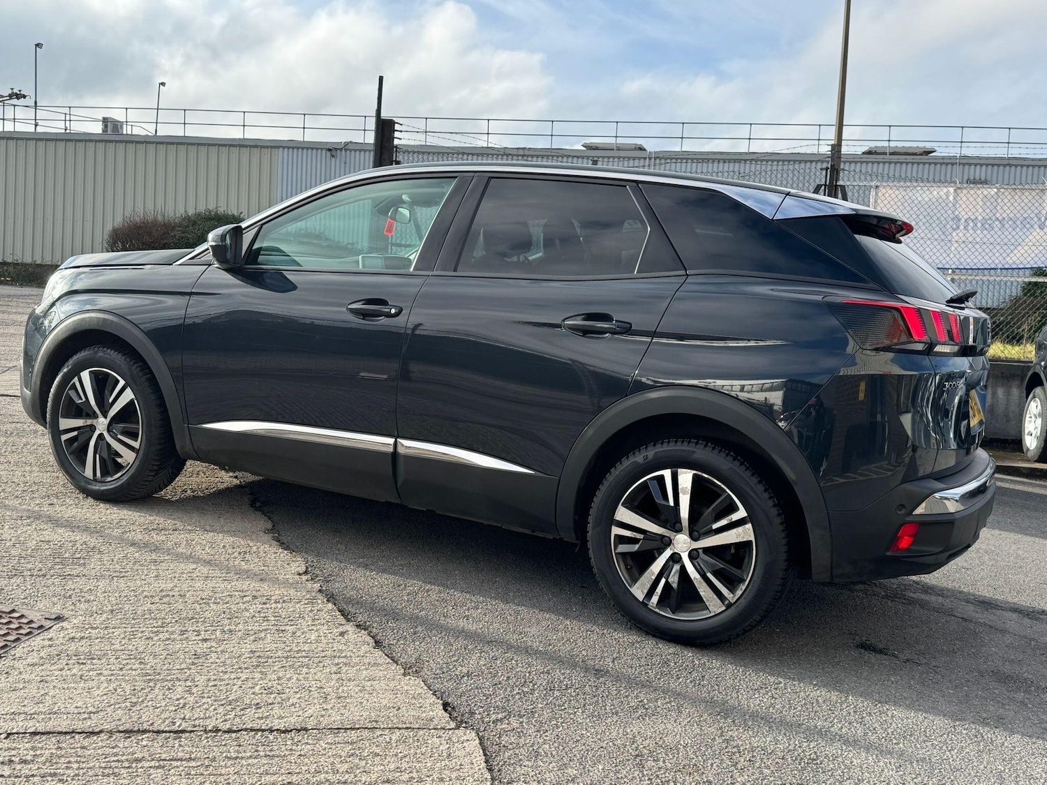 Used Peugeot 3008 2018 for sale - 77315351: Photo 8