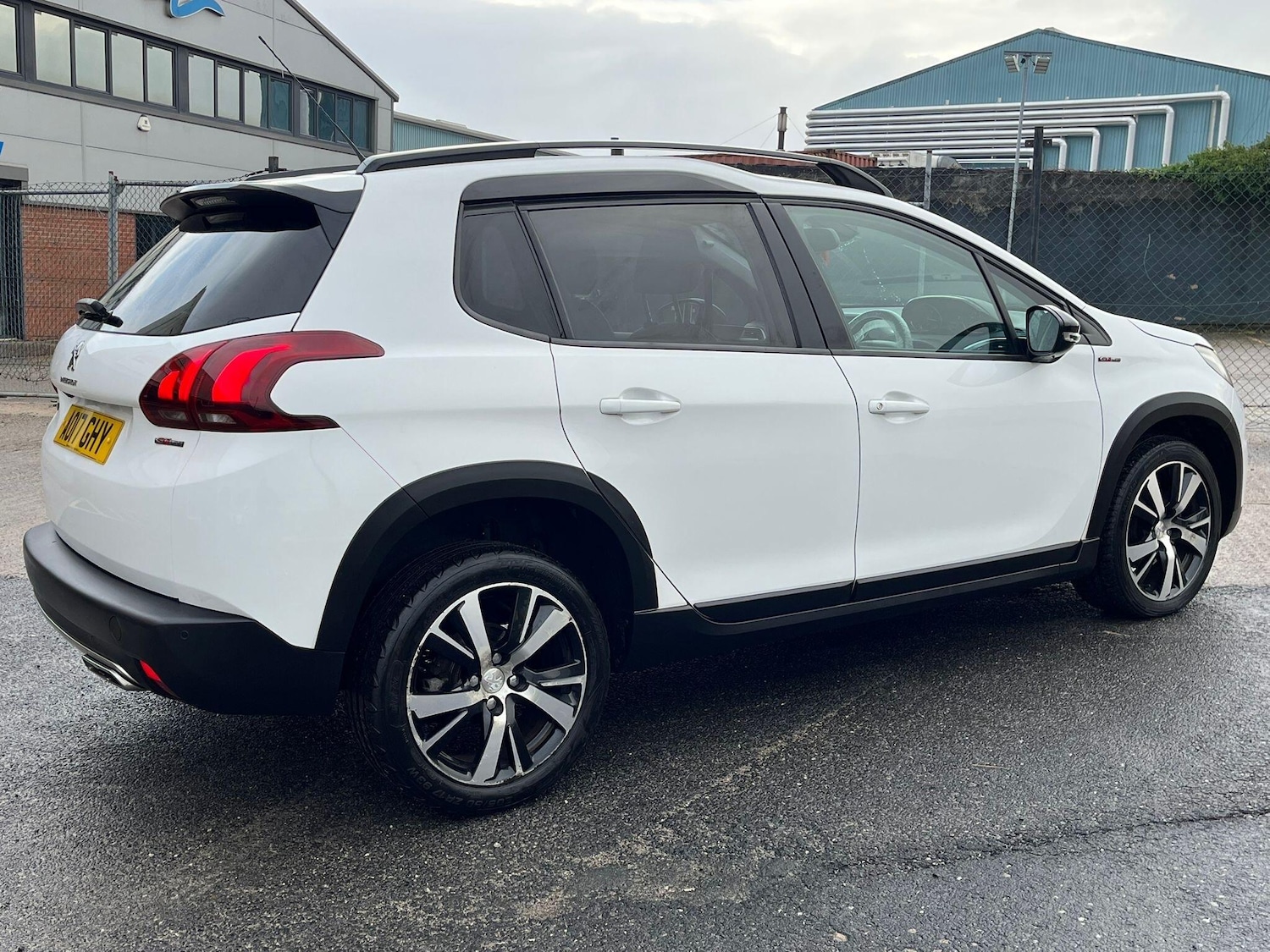 Used Peugeot 2008 2017 for sale - 76666849: Photo 10