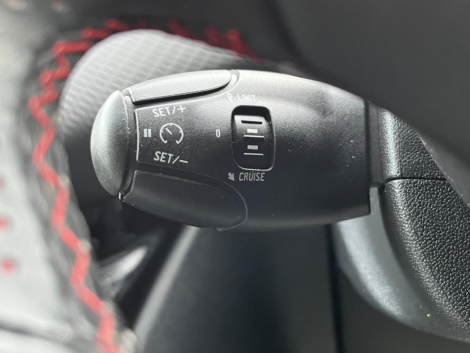 Used Peugeot 2008 2017 for sale - 76666849: Photo 21