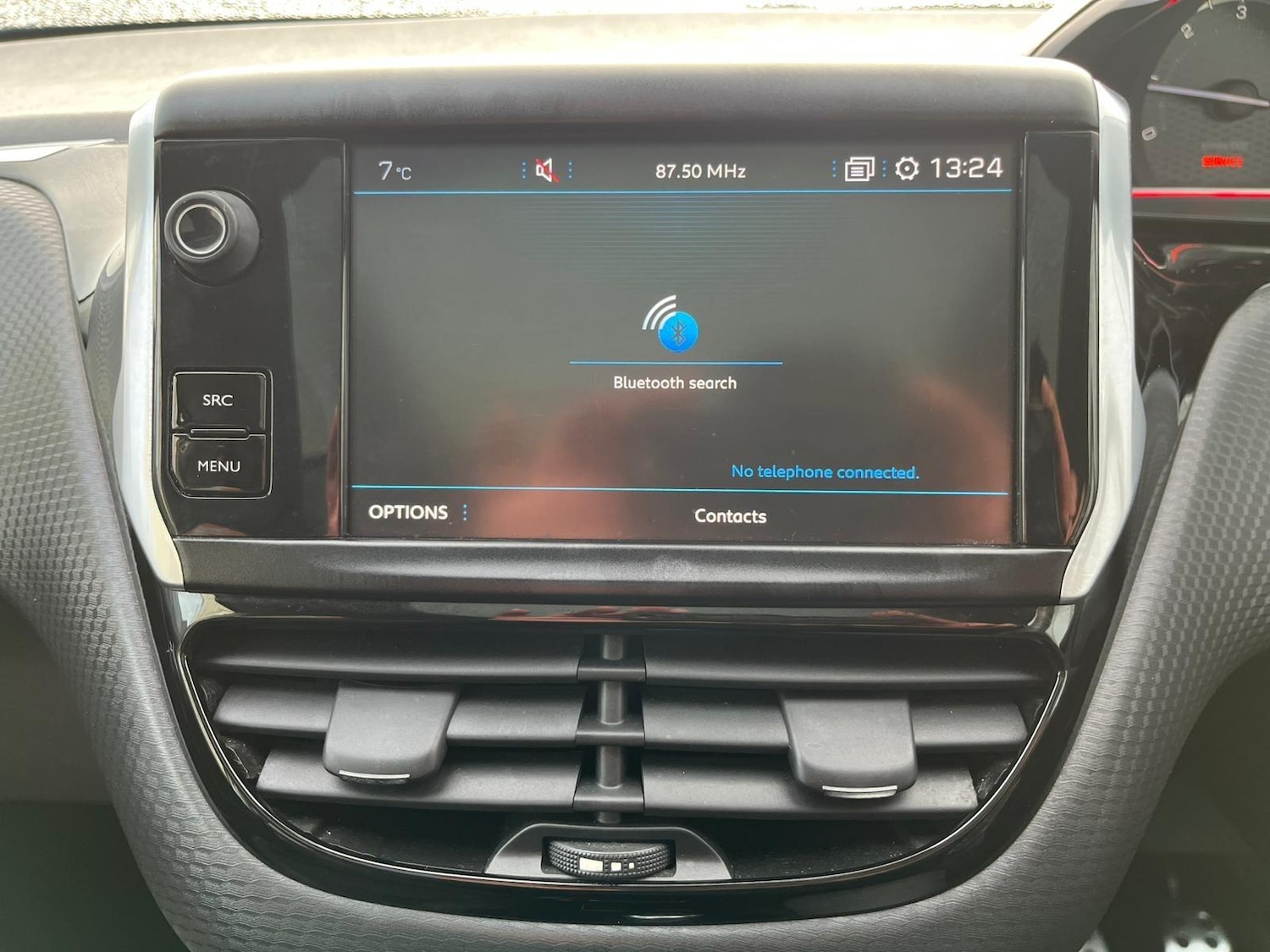 Used Peugeot 2008 2017 for sale - 76666849: Photo 33