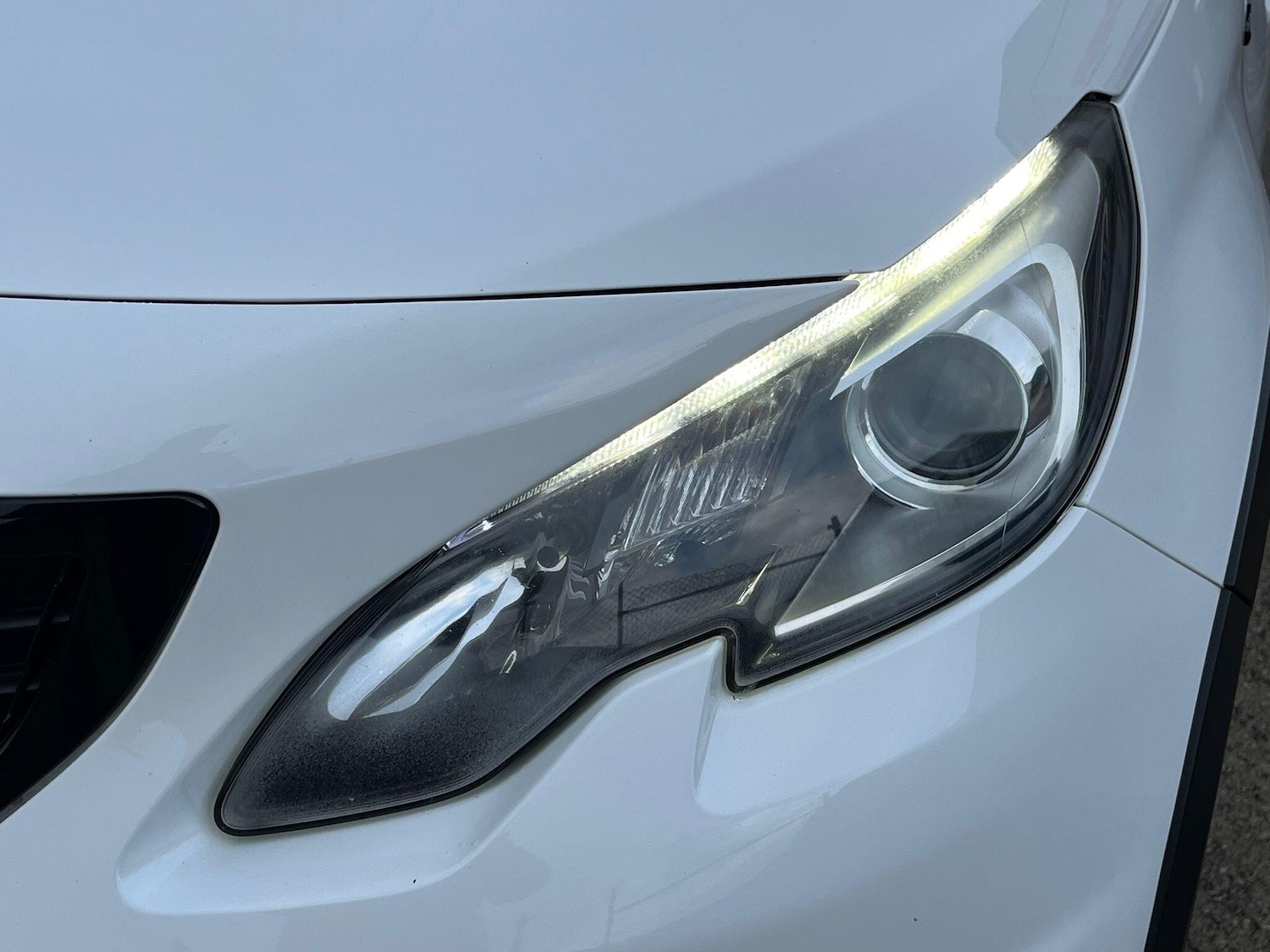 Used Peugeot 2008 2017 for sale - 76666849: Photo 40