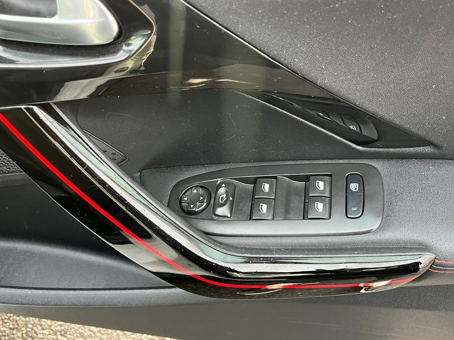 Used Peugeot 2008 2017 for sale - 76666849: Photo 55