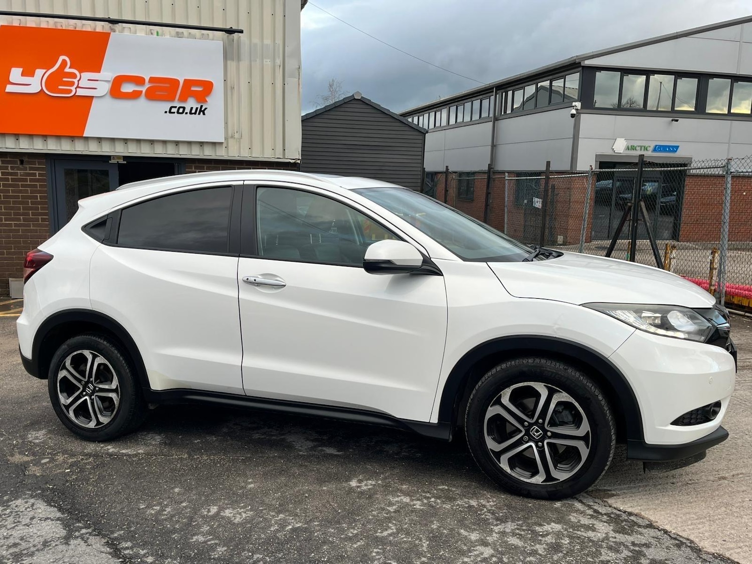 Used Honda HR-V 2016 for sale - 76689703: Photo 11