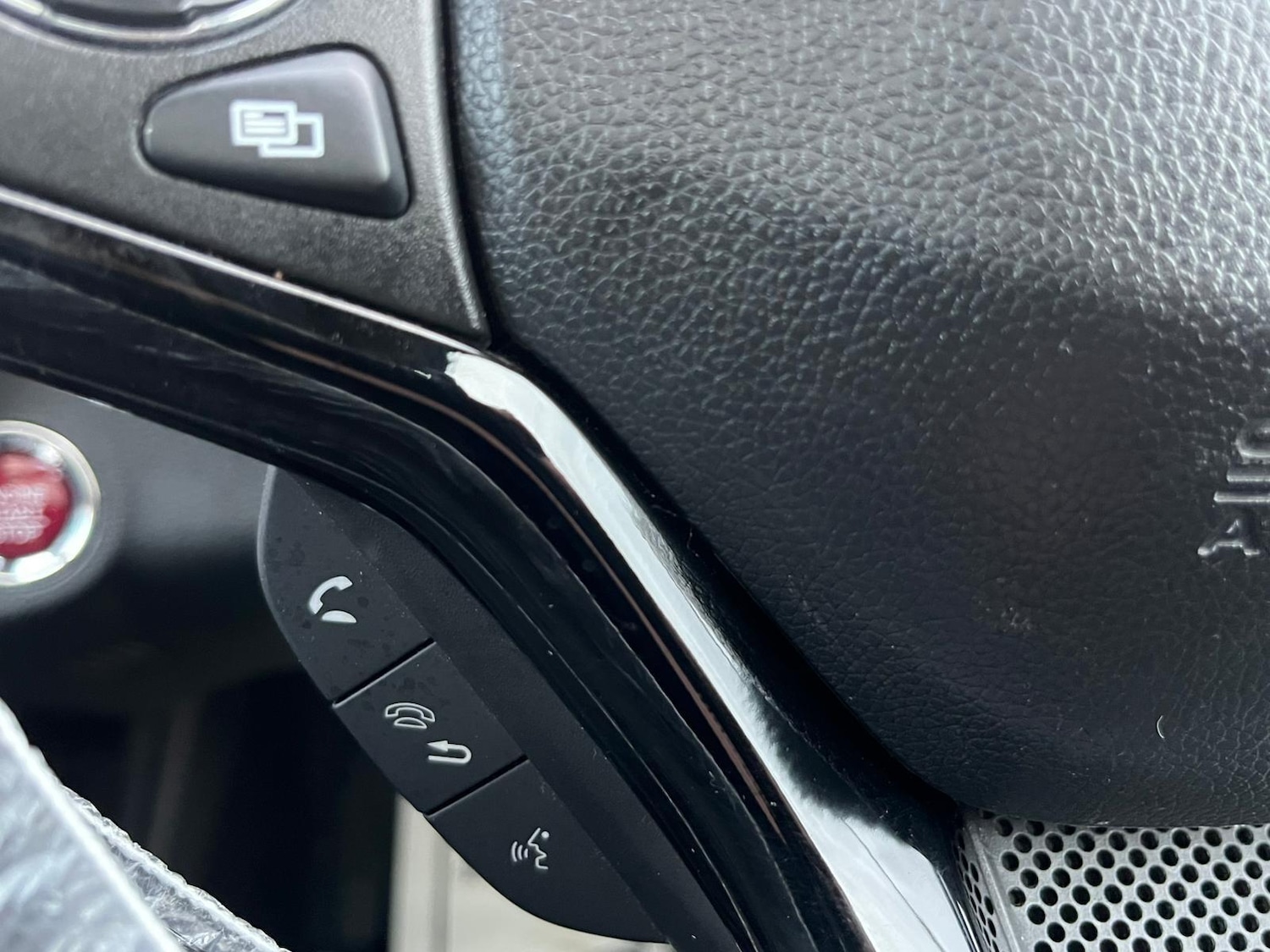 Used Honda HR-V 2016 for sale - 76689703: Photo 20