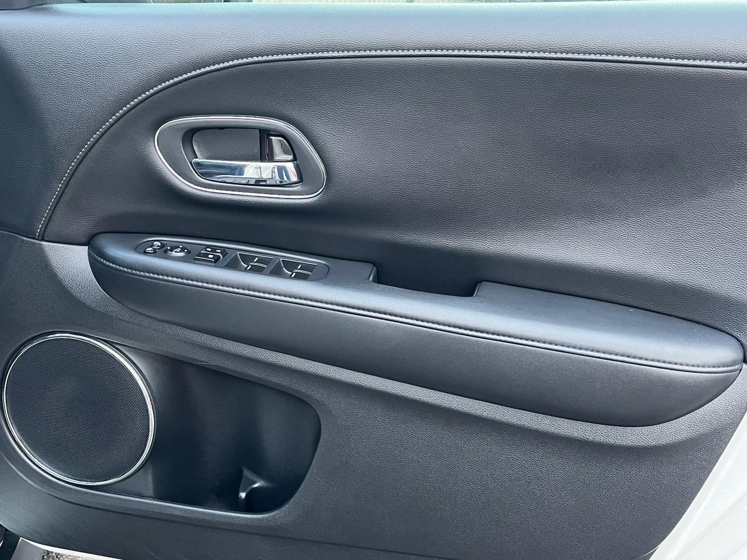 Used Honda HR-V 2016 for sale - 76689703: Photo 22