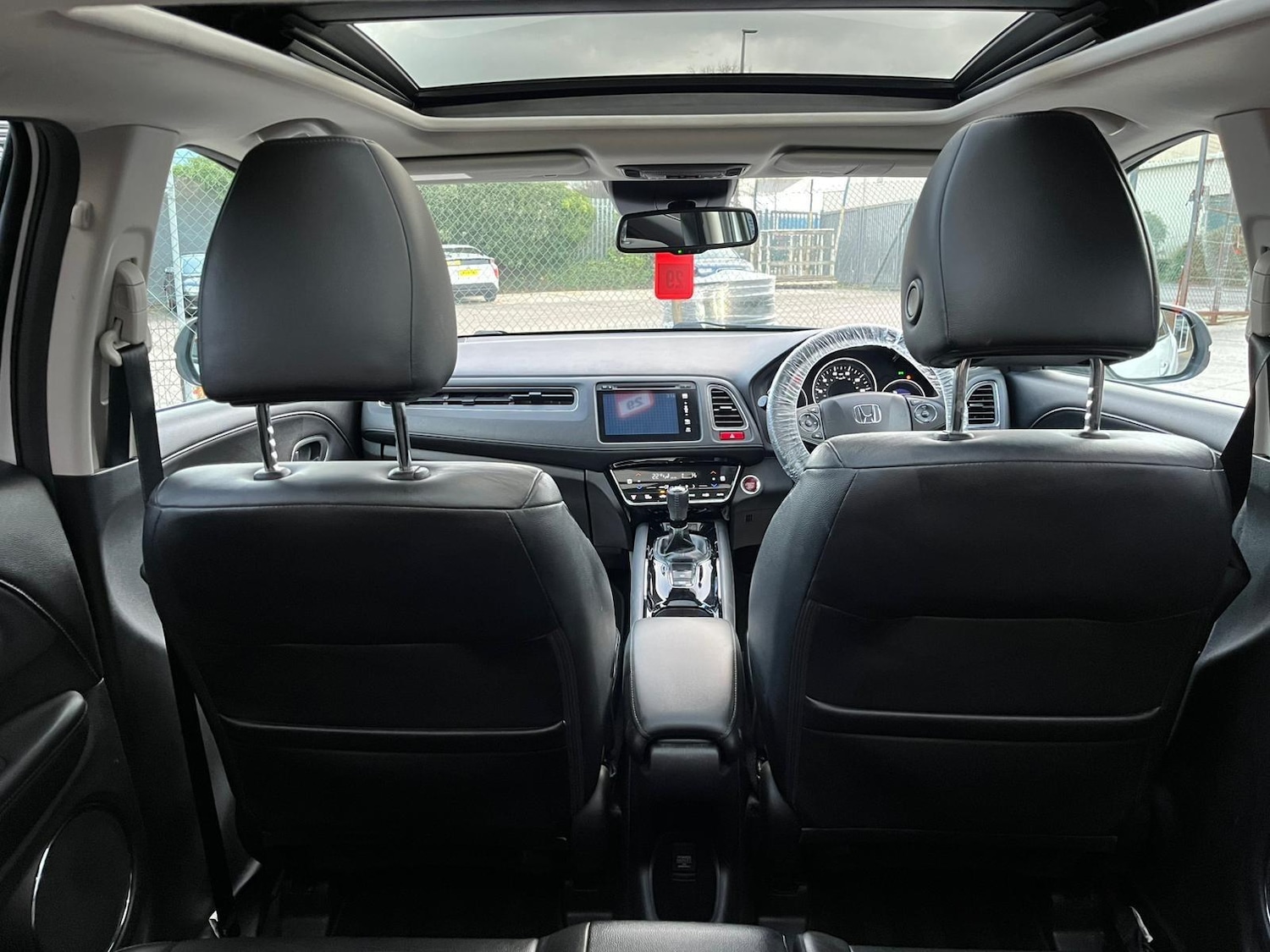 Used Honda HR-V 2016 for sale - 76689703: Photo 40