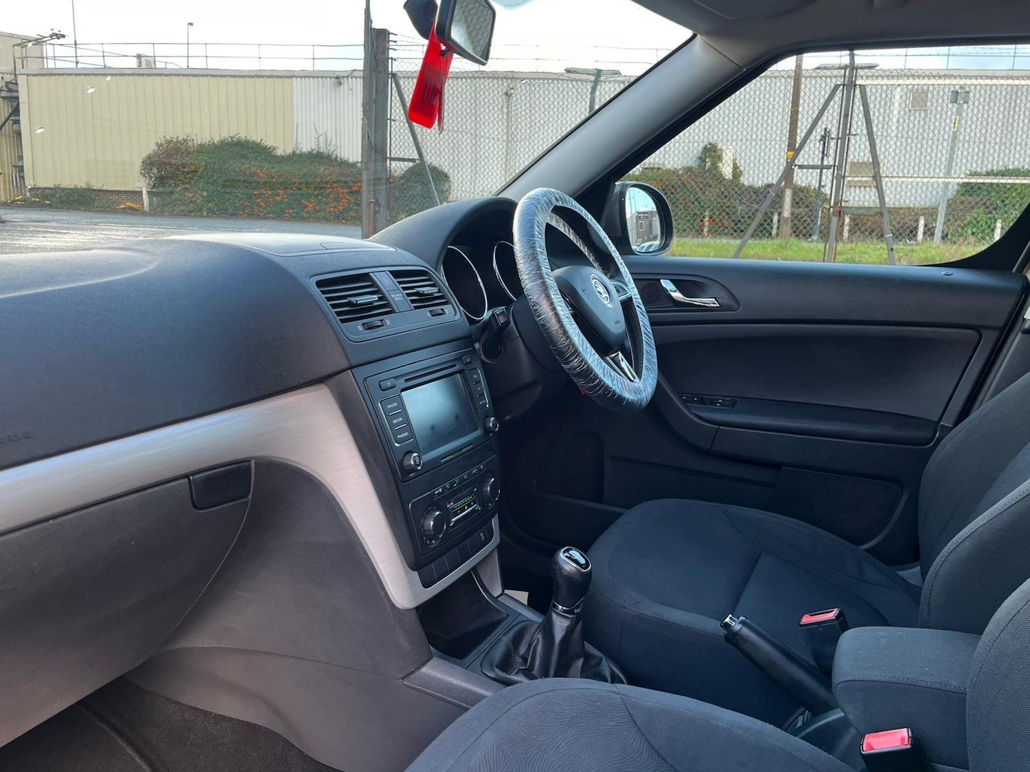 Used Skoda Yeti 2014 for sale - 76671299: Photo 15