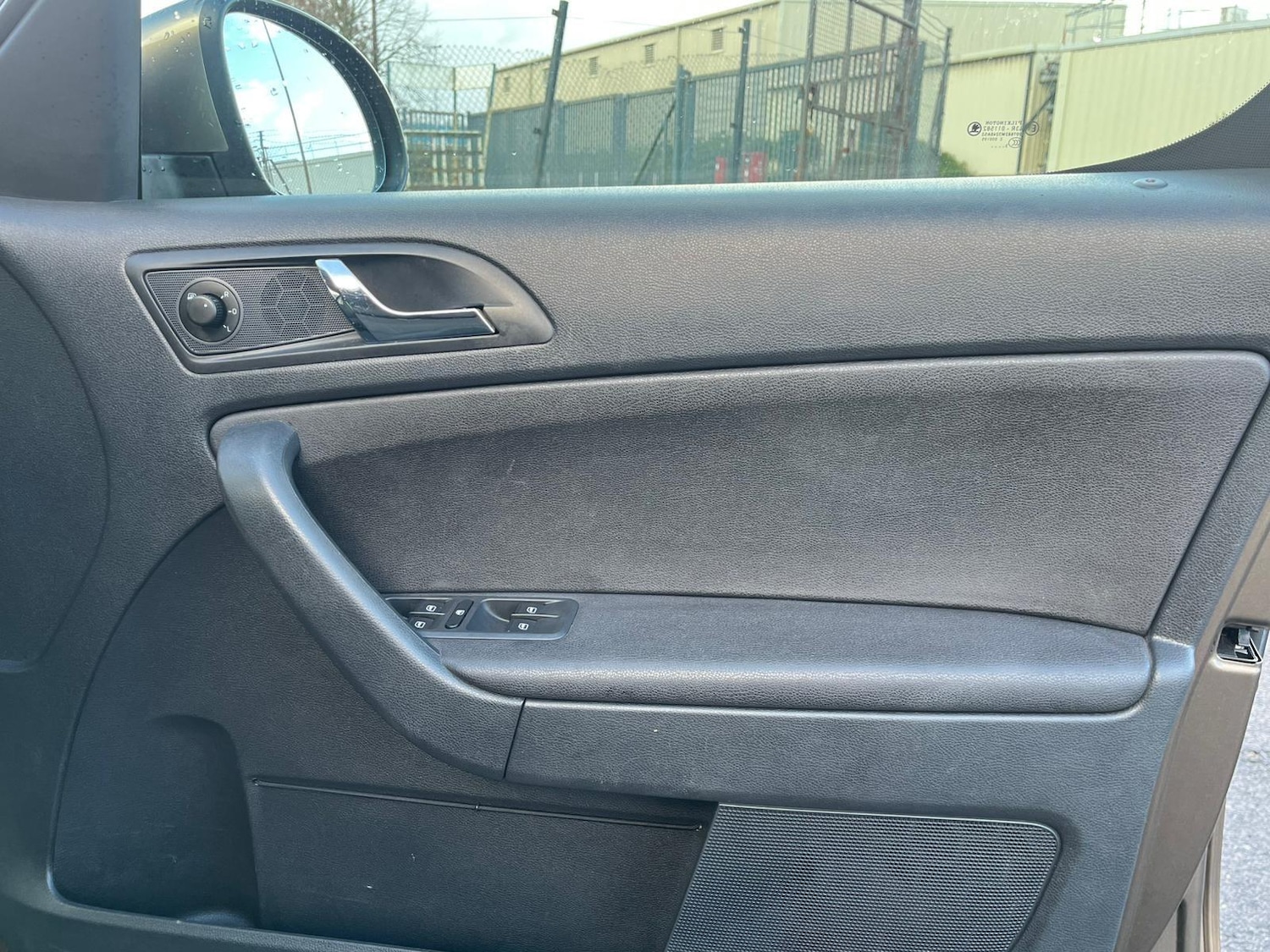 Used Skoda Yeti 2014 for sale - 76671299: Photo 27