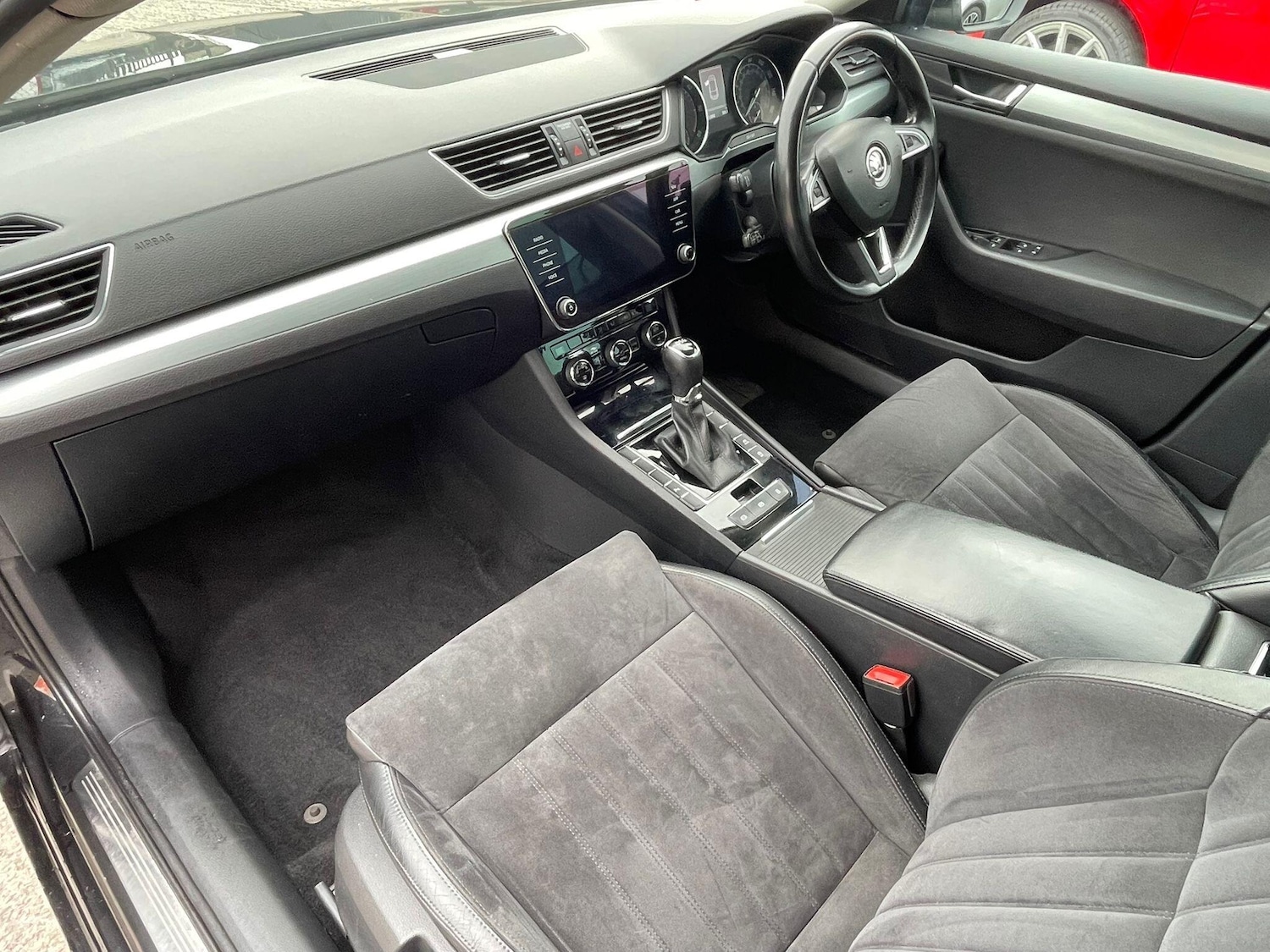 Used Skoda Superb 2018 for sale - 77993424: Photo 56