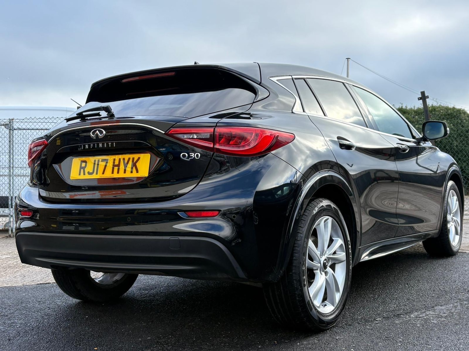 Used Infiniti Q30 2017 for sale - 77440091: Photo 11