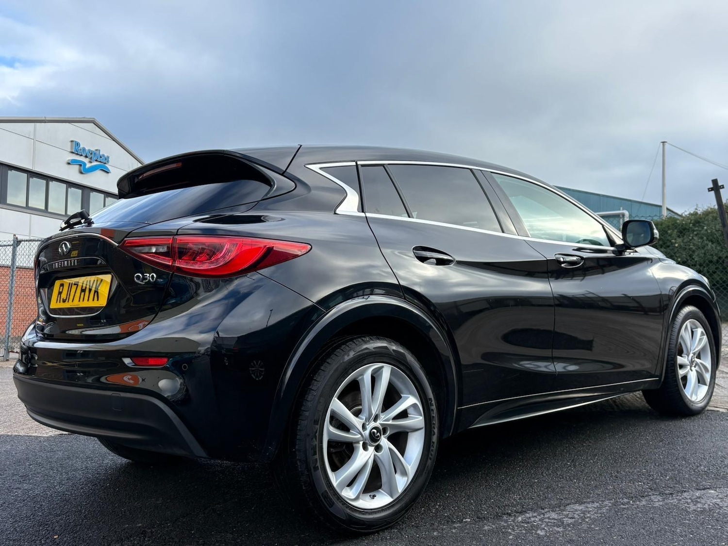 Used Infiniti Q30 2017 for sale - 77440091: Photo 12