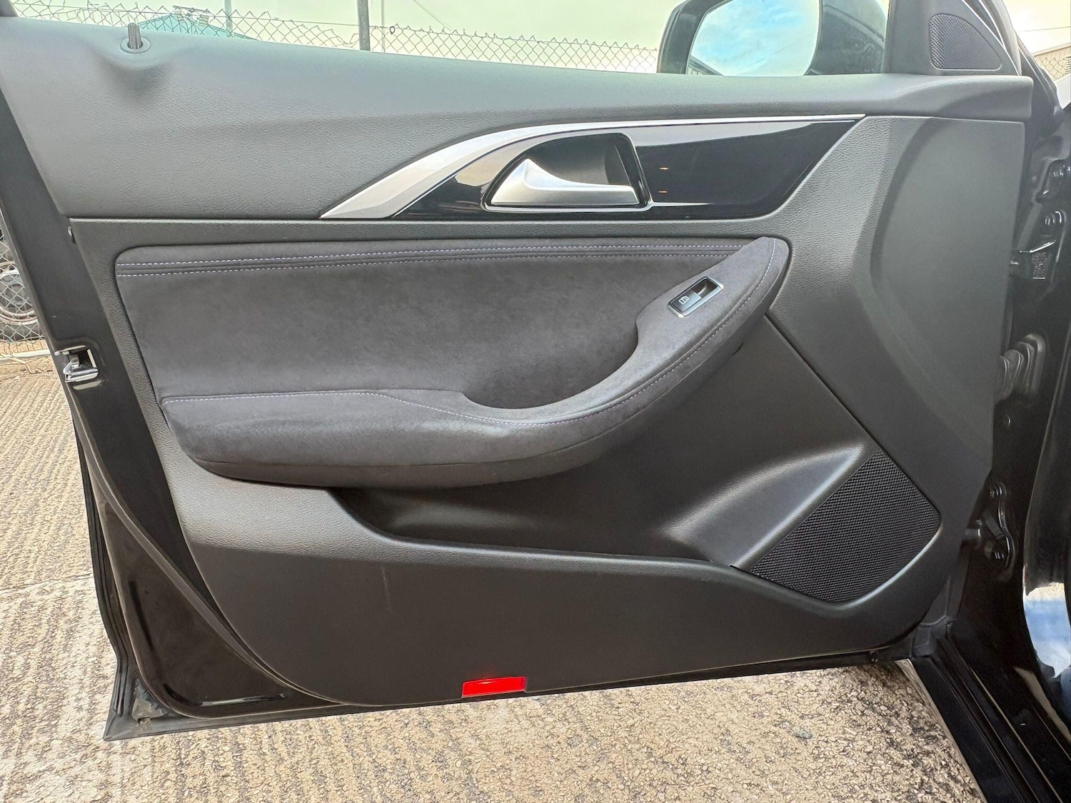 Used Infiniti Q30 2017 for sale - 77440091: Photo 31