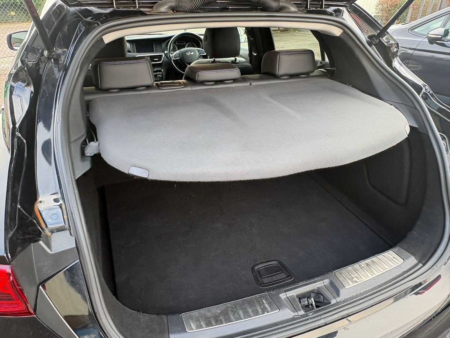 Used Infiniti Q30 2017 for sale - 77440091: Photo 46