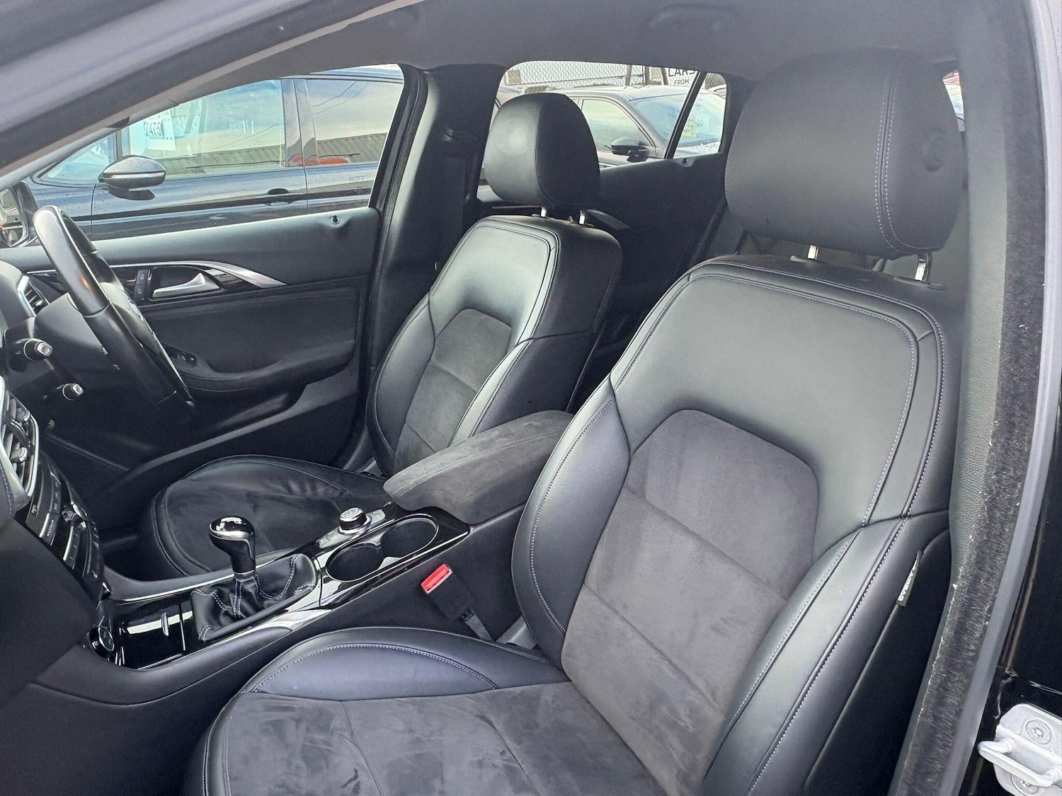 Used Infiniti Q30 2017 for sale - 77440091: Photo 48