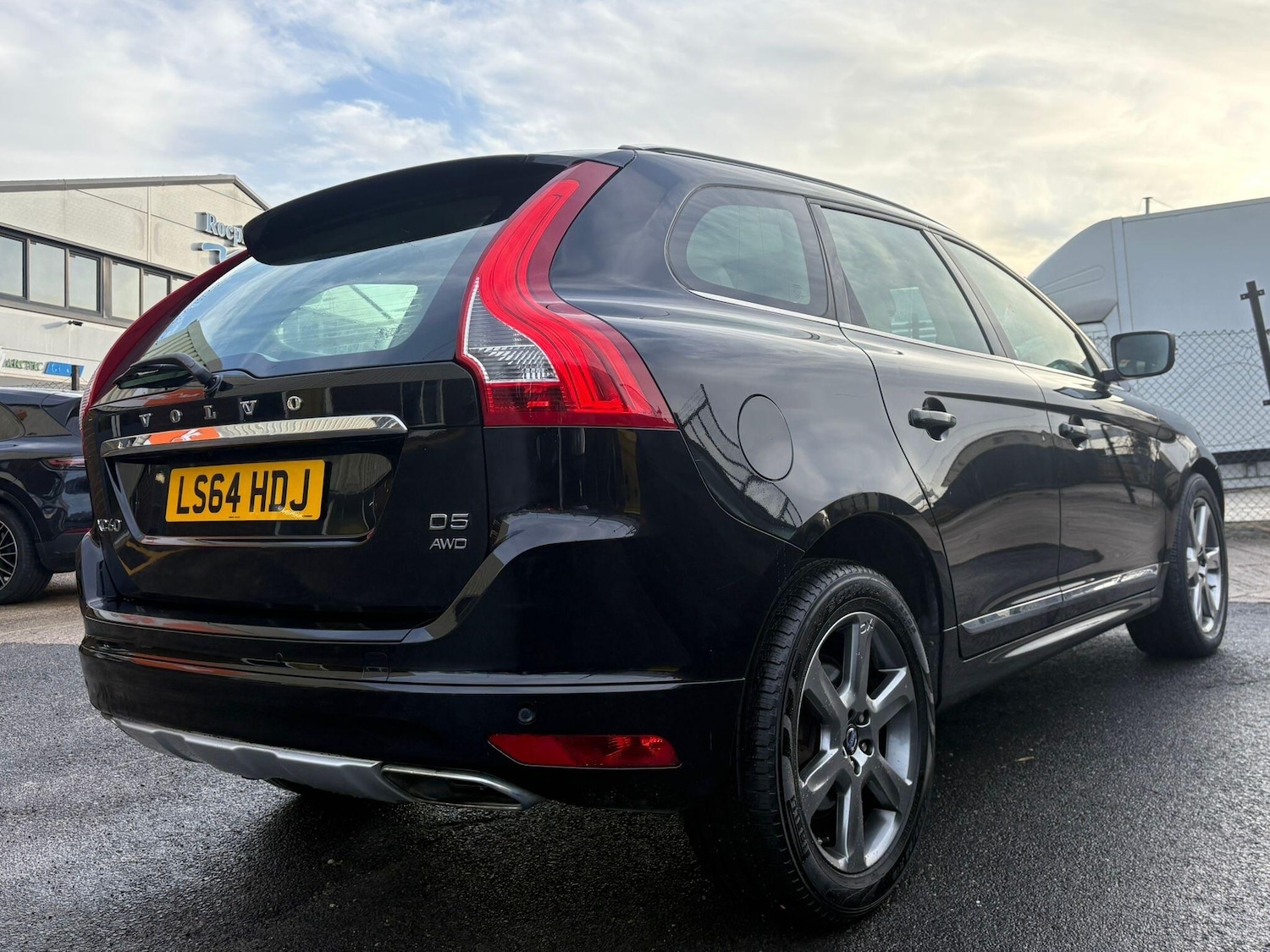 Used Volvo XC60 2014 for sale - 76965063: Photo 13