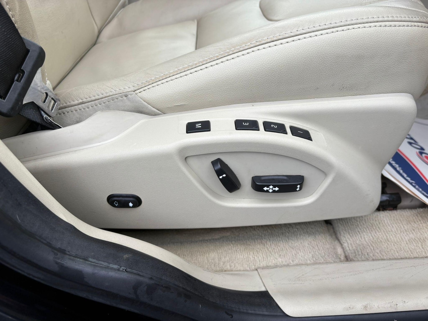 Used Volvo XC60 2014 for sale - 76965063: Photo 30