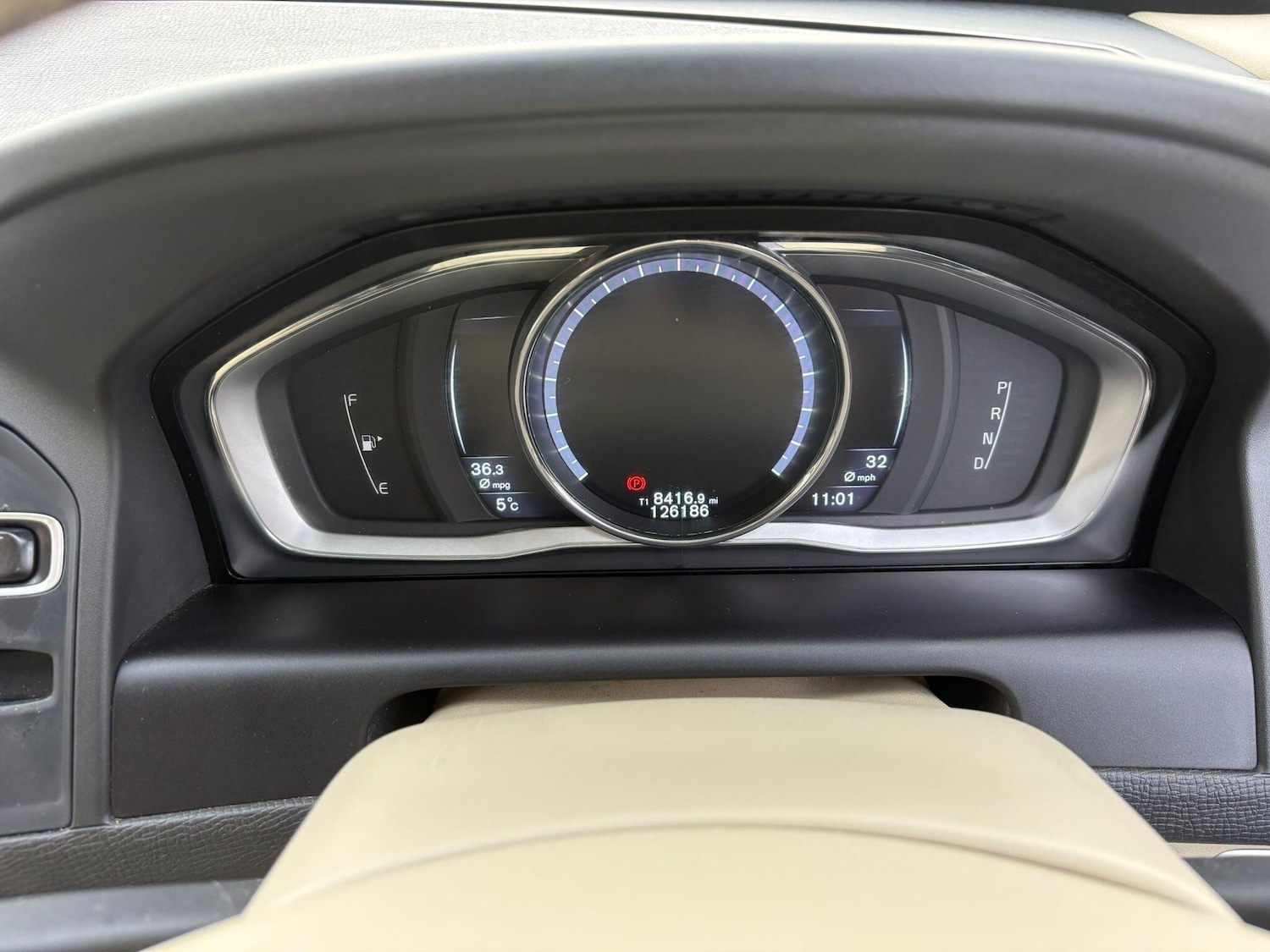 Used Volvo XC60 2014 for sale - 76965063: Photo 42