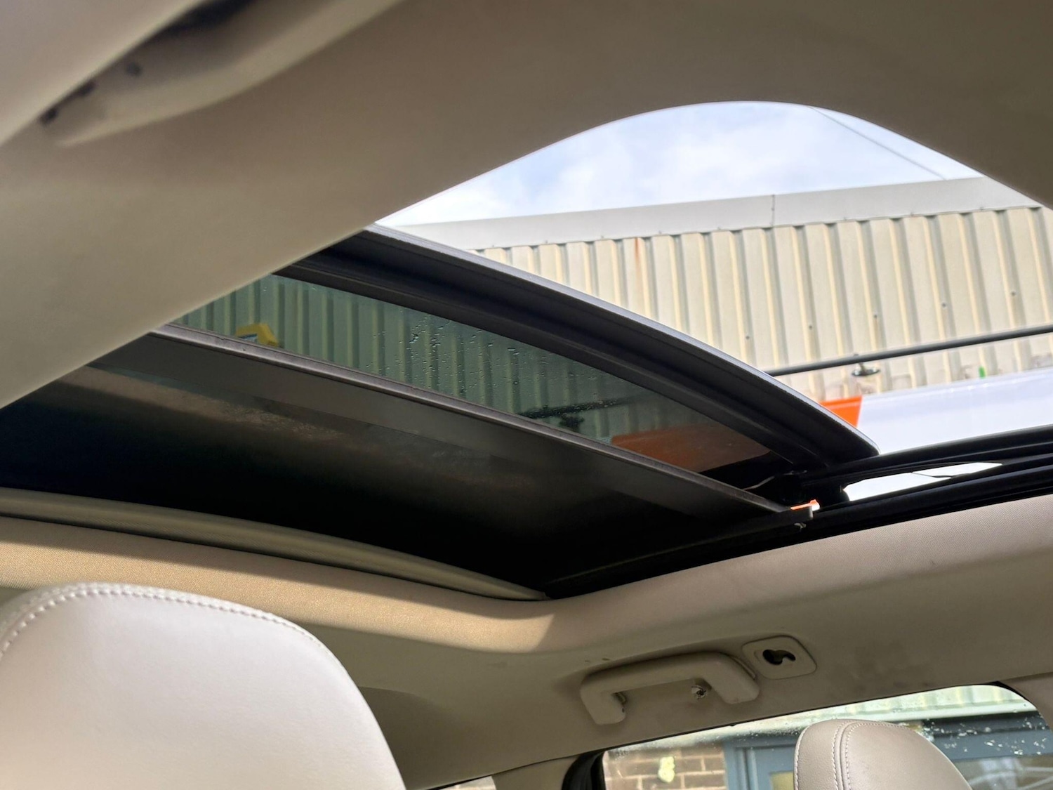 Used Volvo XC60 2014 for sale - 76965063: Photo 48