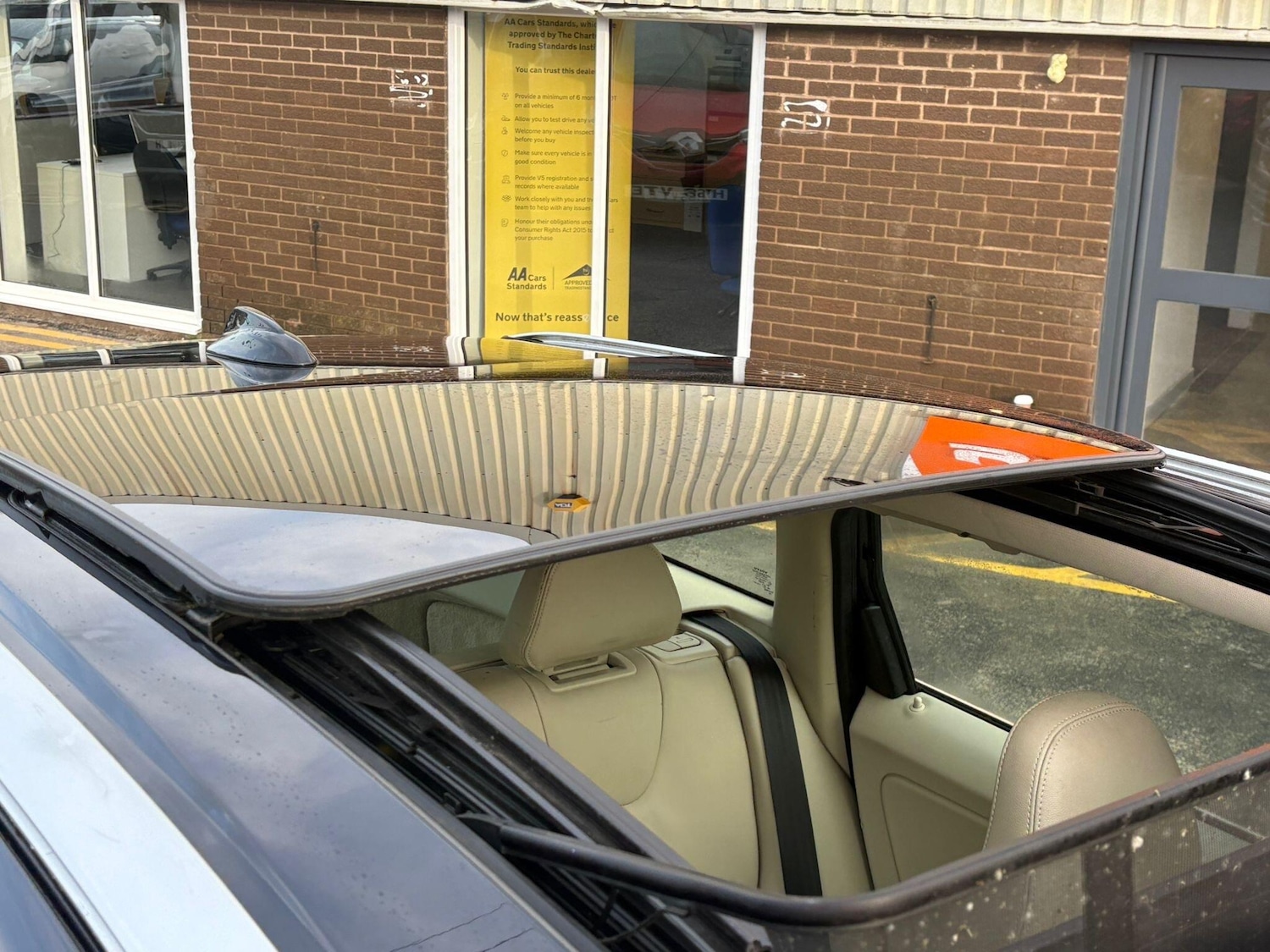 Used Volvo XC60 2014 for sale - 76965063: Photo 49