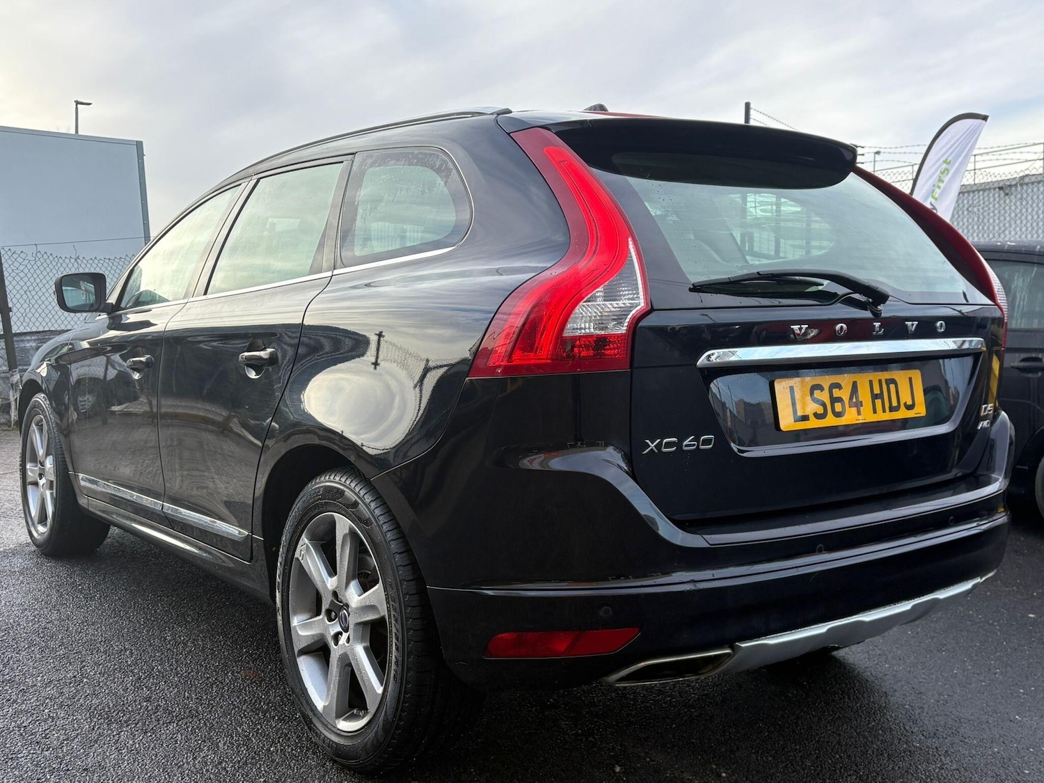 Used Volvo XC60 2014 for sale - 76965063: Photo 9