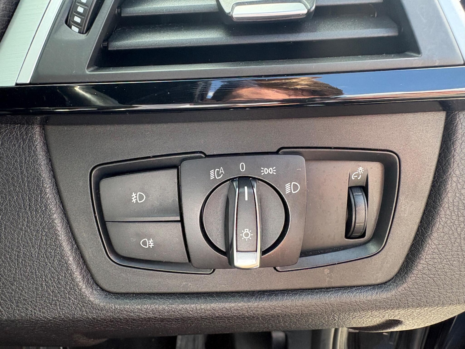 Used BMW 3 Series 2017 for sale - 78204600: Photo 31