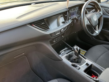 Used Vauxhall Insignia 2018 for sale - 79441182: Photo